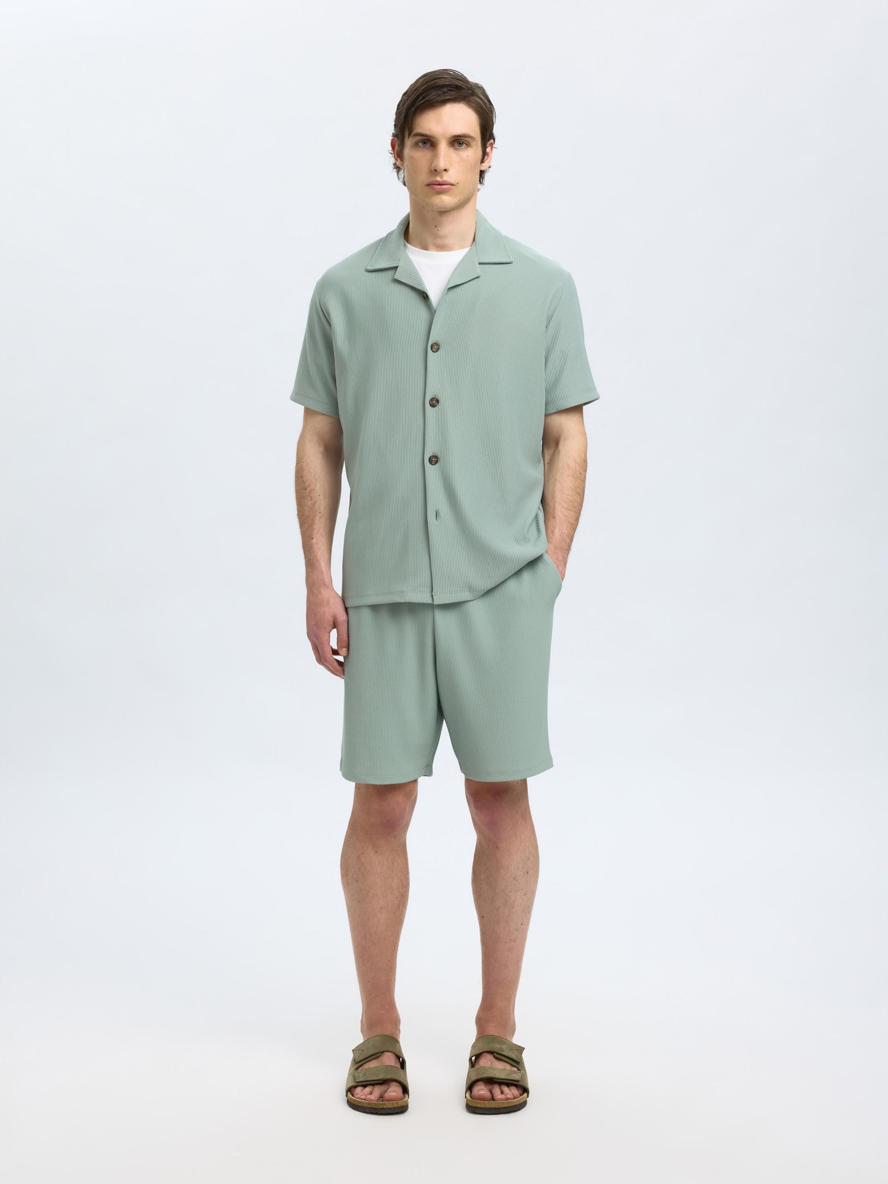 CAMICIA A MANICHE CORTE