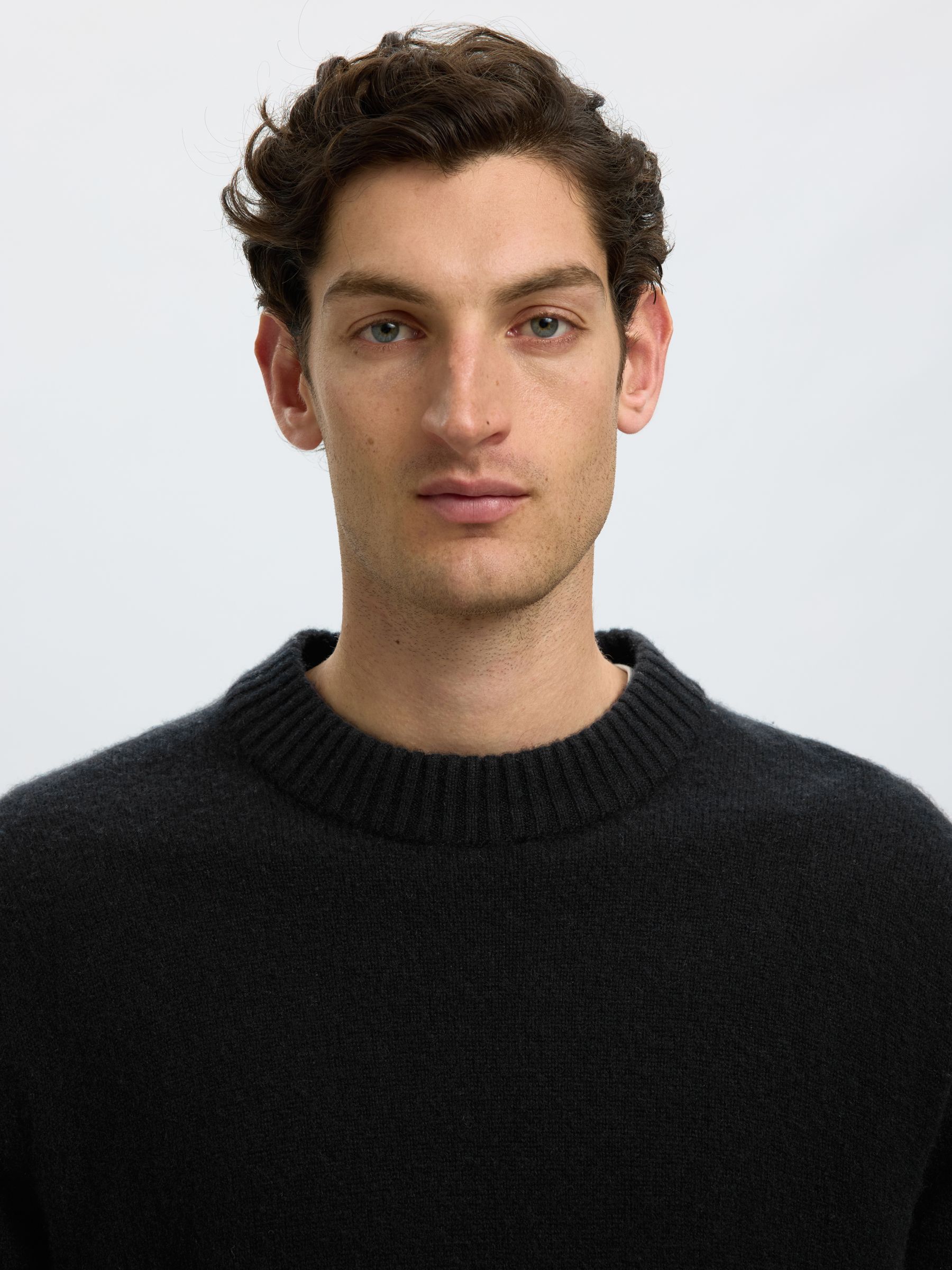 CASHMERE BLEND KNITTED PULLOVER