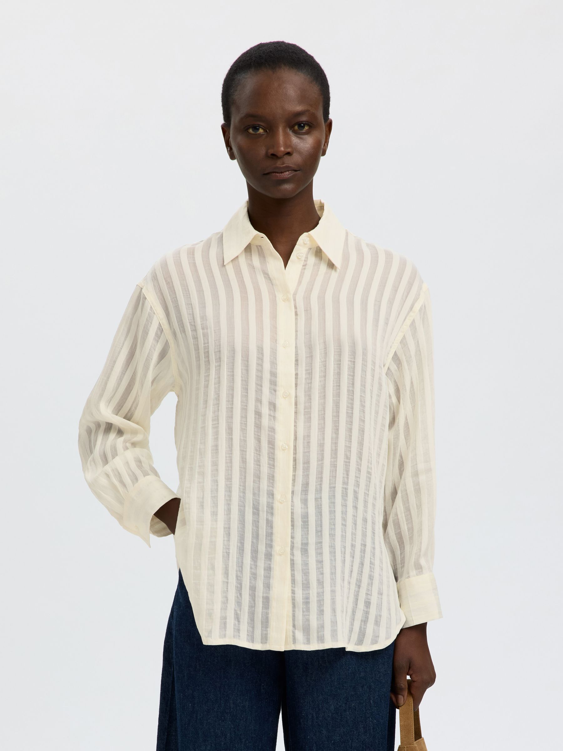 OVERSIZED FIT OVERHEMD MET LANGE MOUWEN