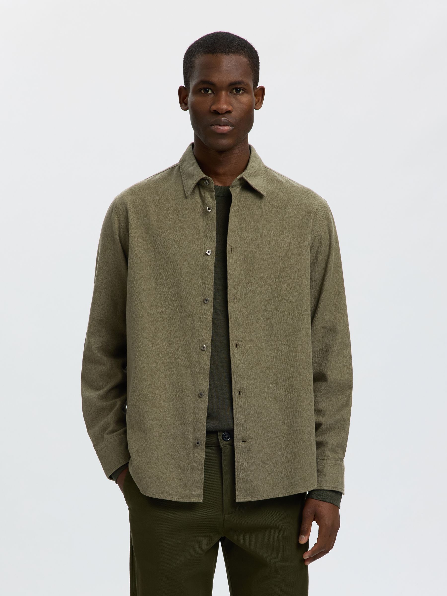 REGULAR FIT SHIRT
