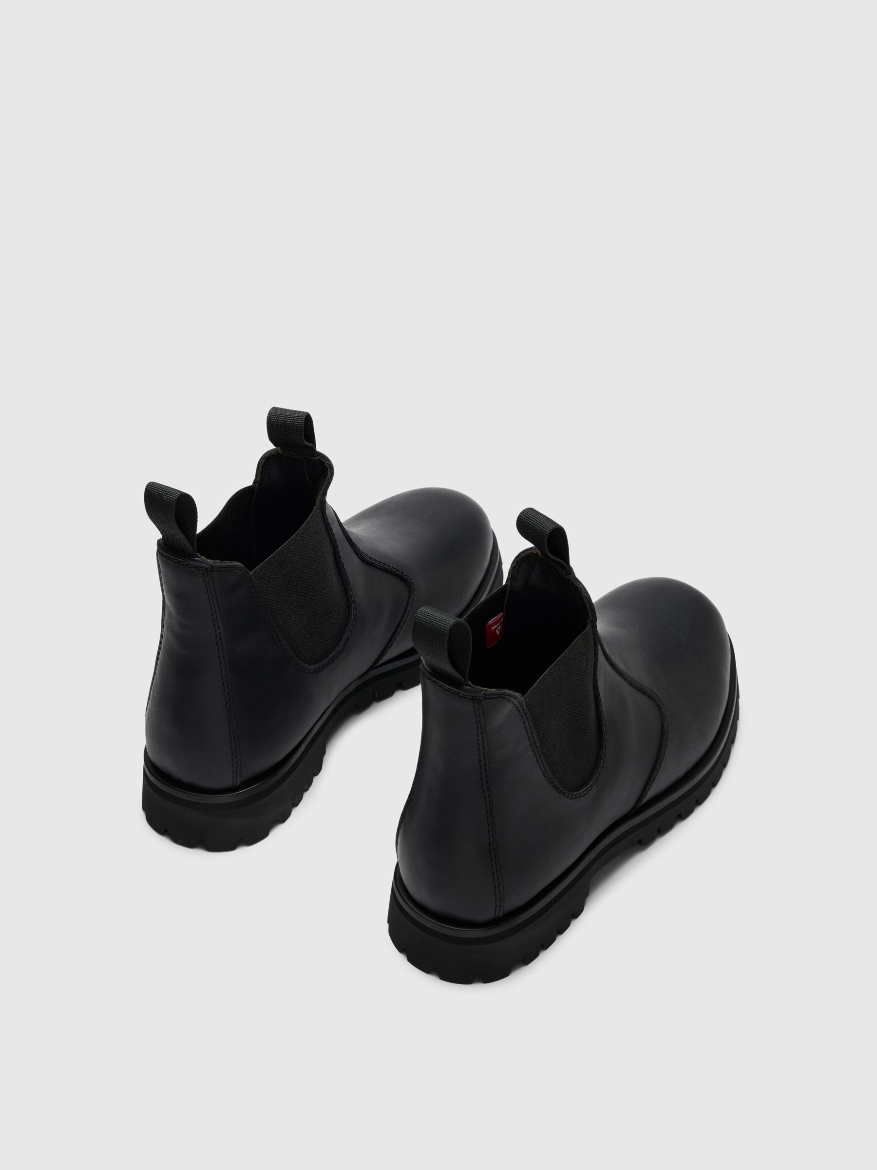 LUG SOLE LEATHER CHELSEA BOOTS