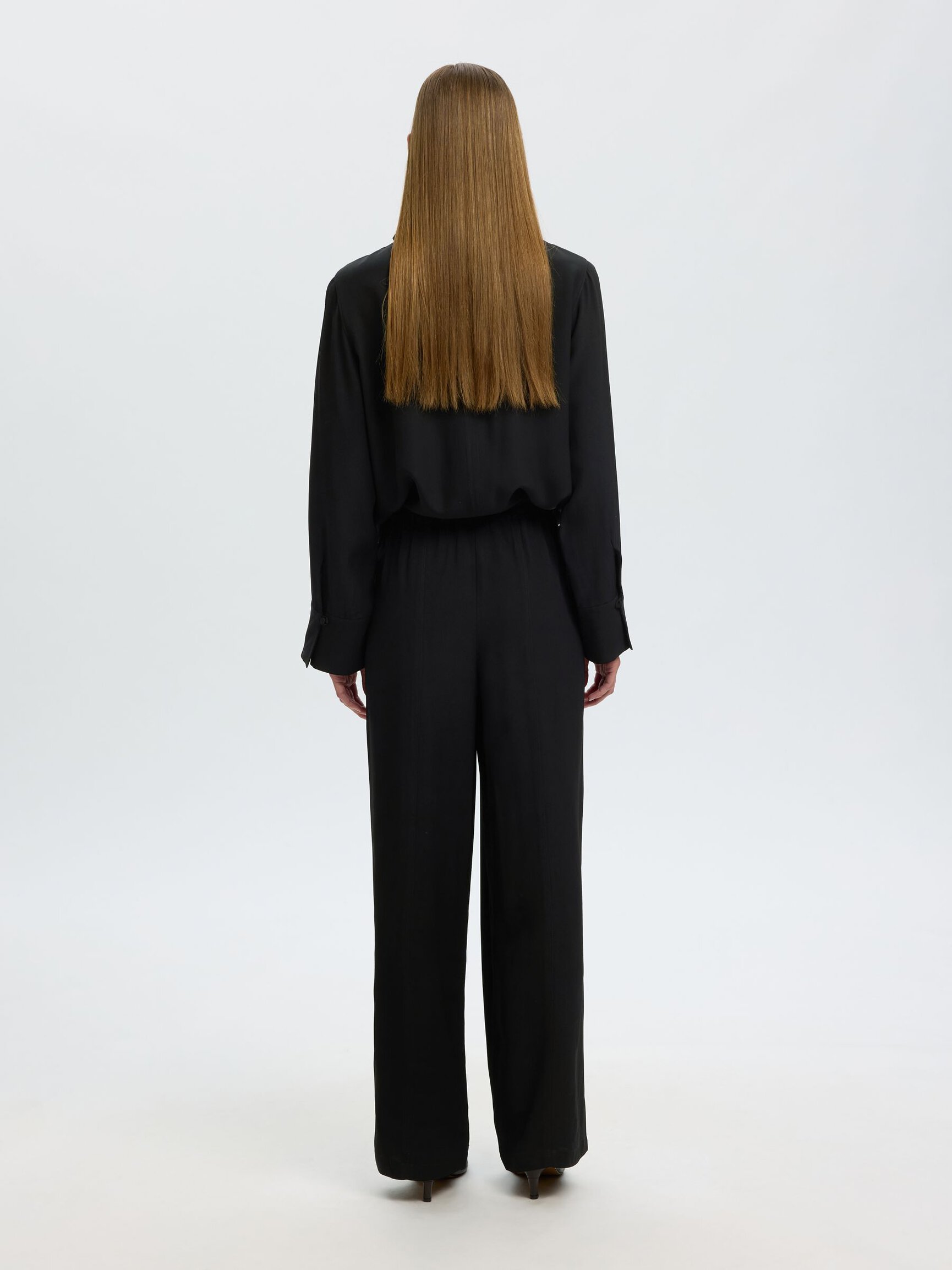 STRAGHT FIT TROUSERS