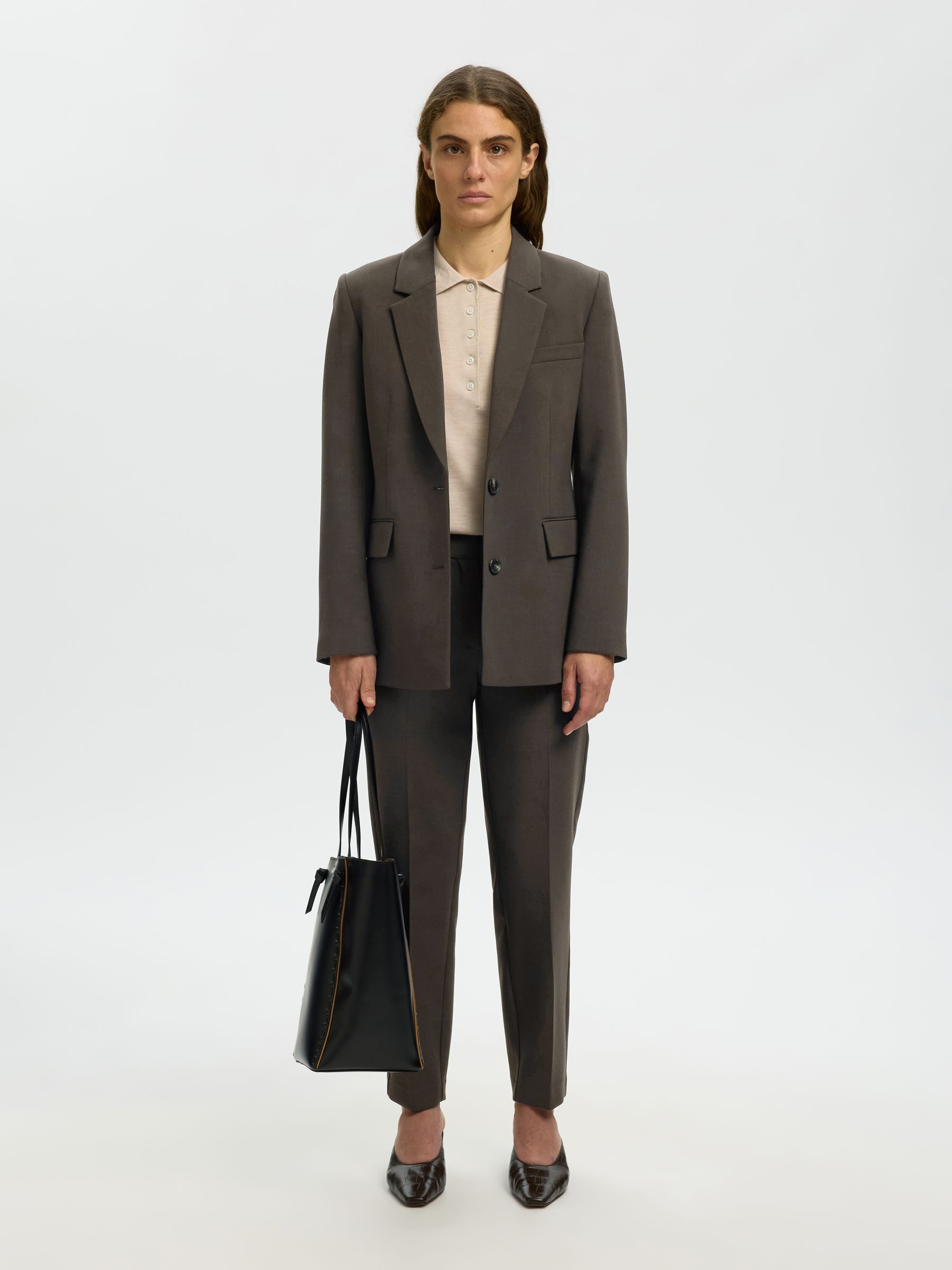 CLASSIC FIT BLAZER