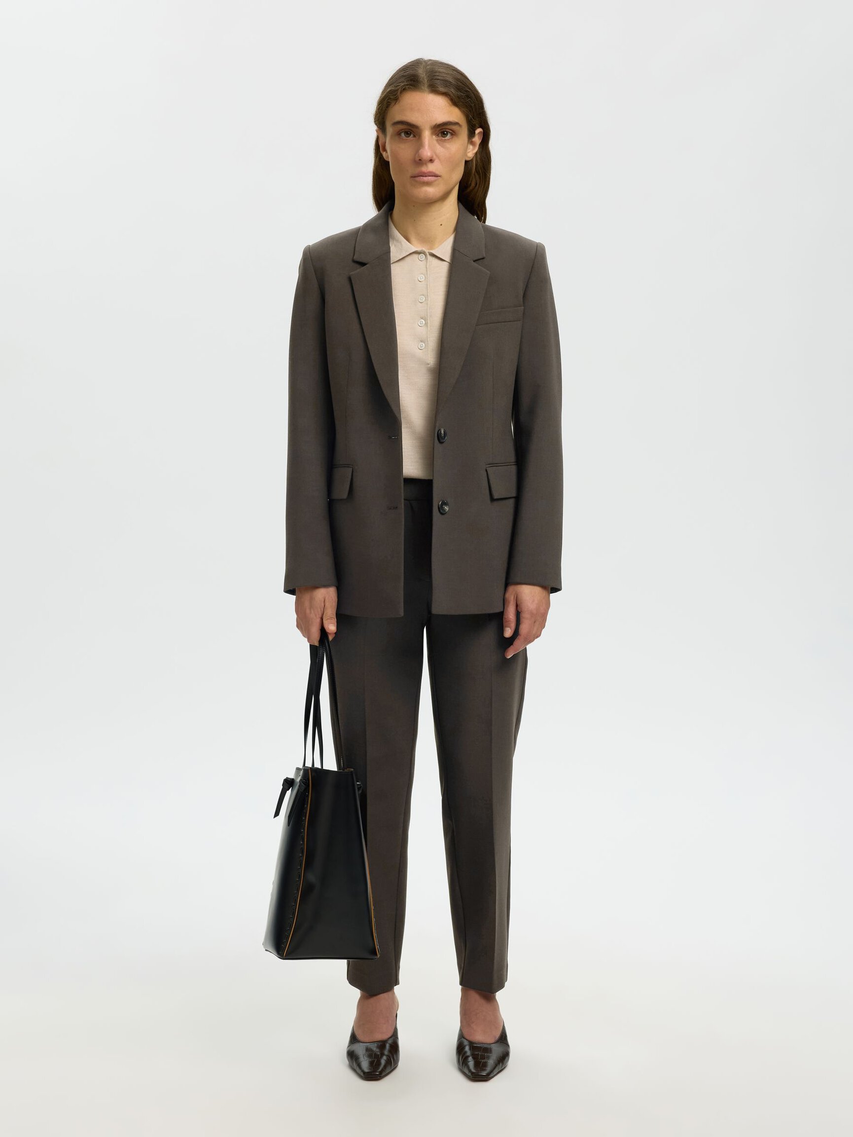 CLASSIC FIT BLAZER