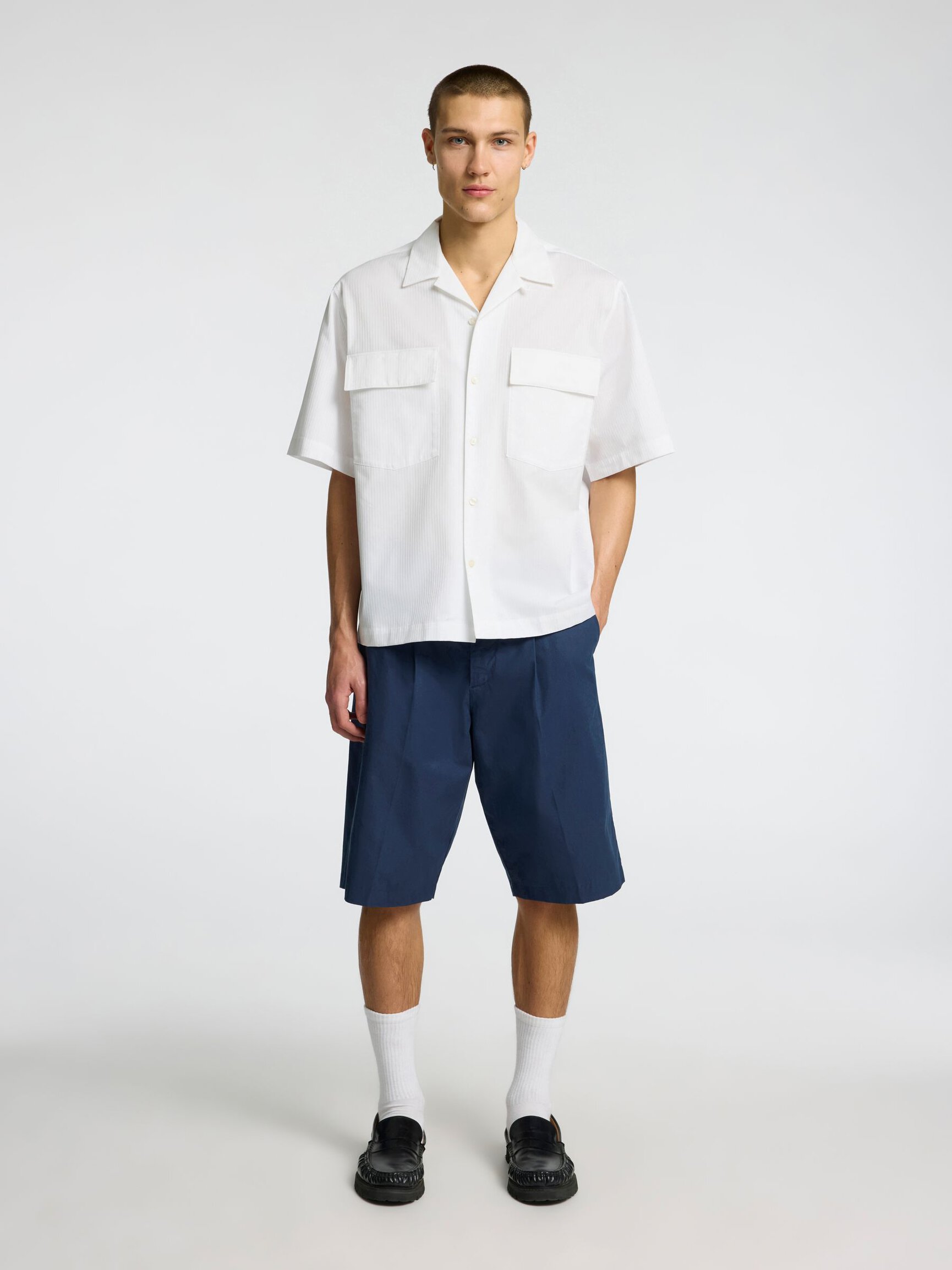 KOSZULA Z KRÓTKIM RĘKAWEM