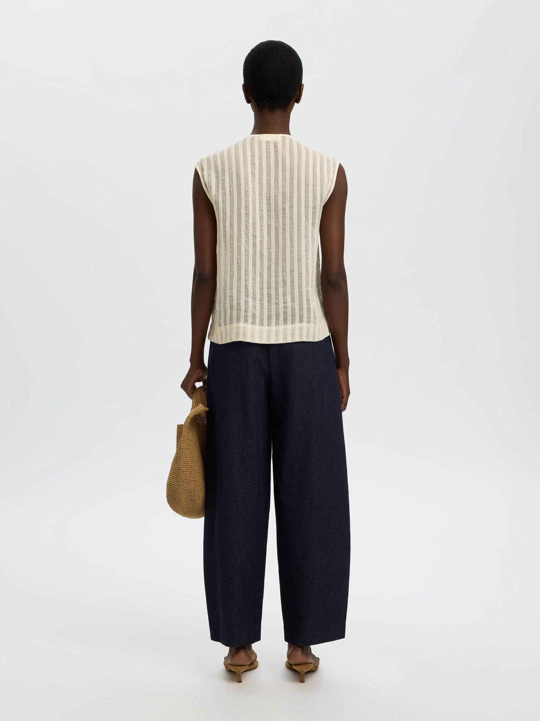 OVERSIZED FIT MOUWLOOS HEMD