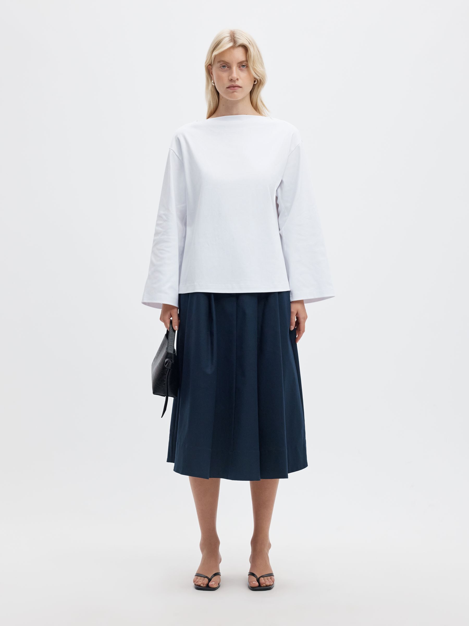 BOAT NECK COTTON LONG-SLEEVED T-SHIRT