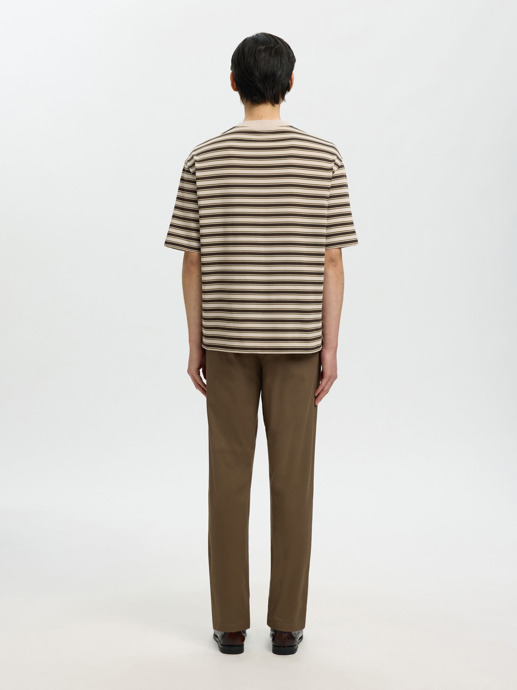 RELAXED FIT T-SHIRT