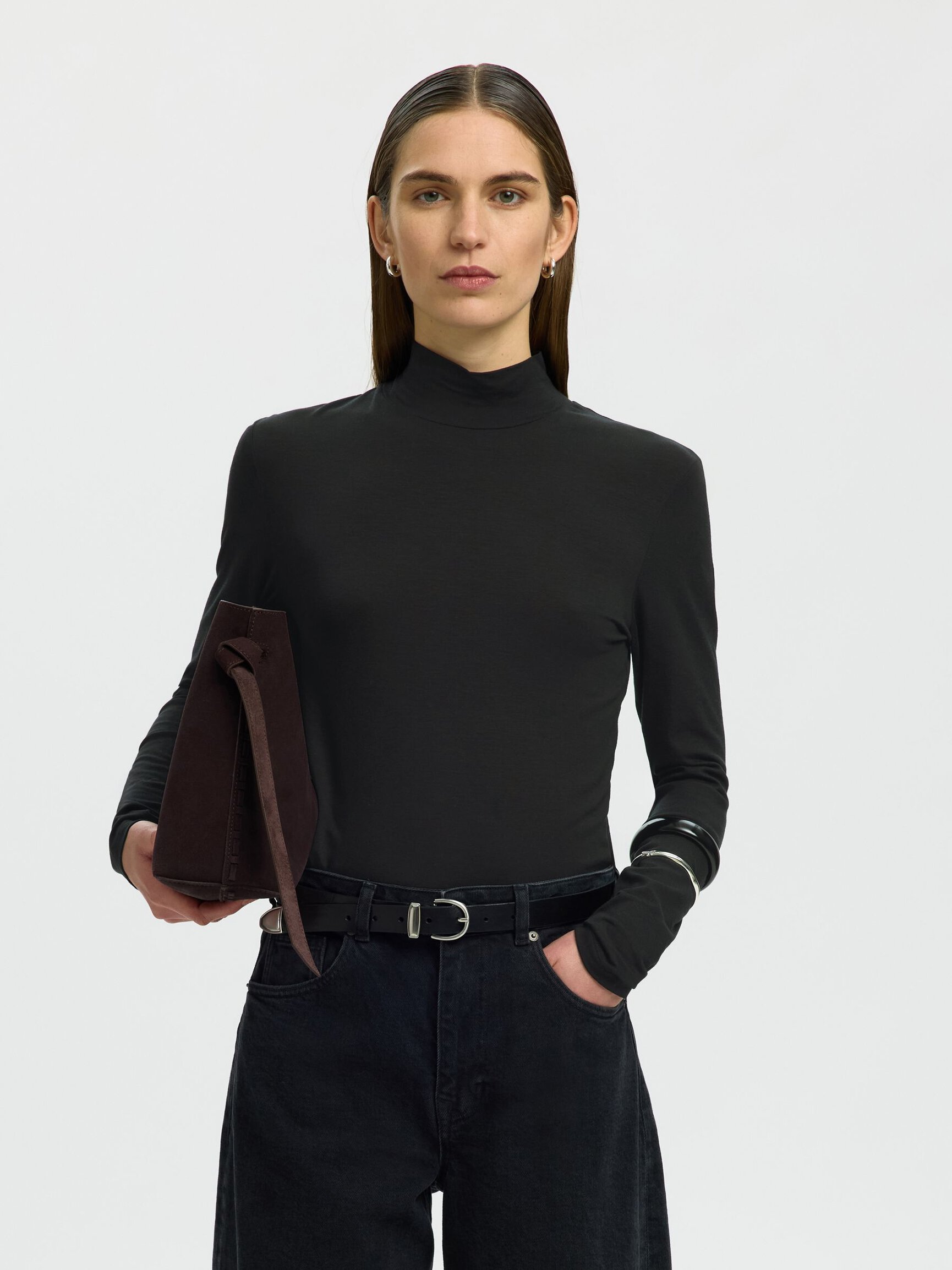 BASIC HOGE HALS TOP MET LANGE MOUWEN