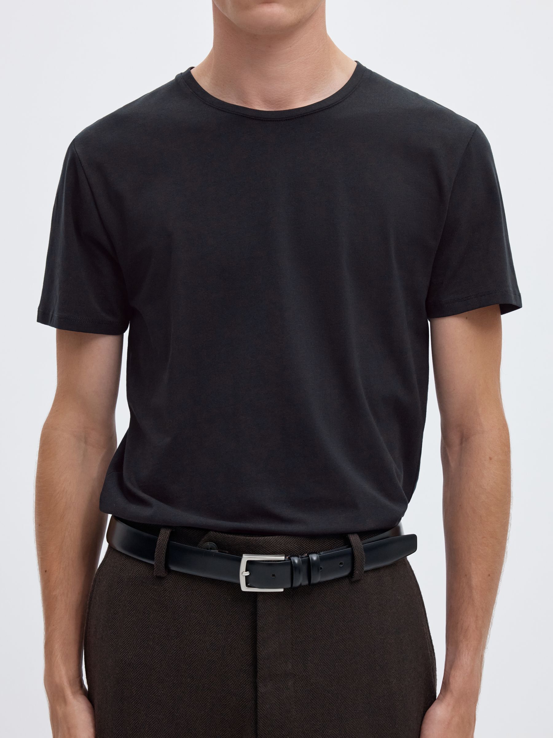 SHORT-SLEEVED T-SHIRT