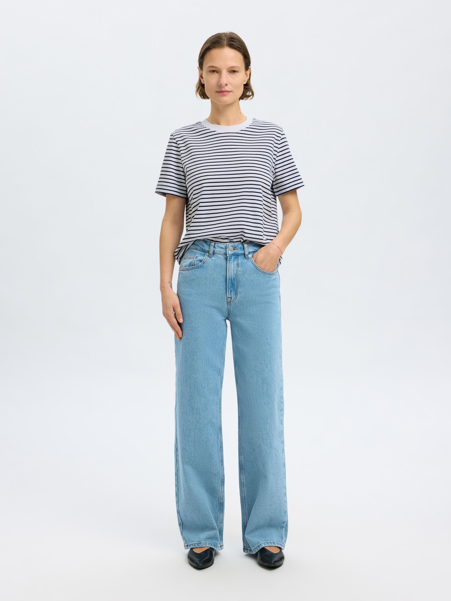 STRIPED BOXY FIT T-SHIRT