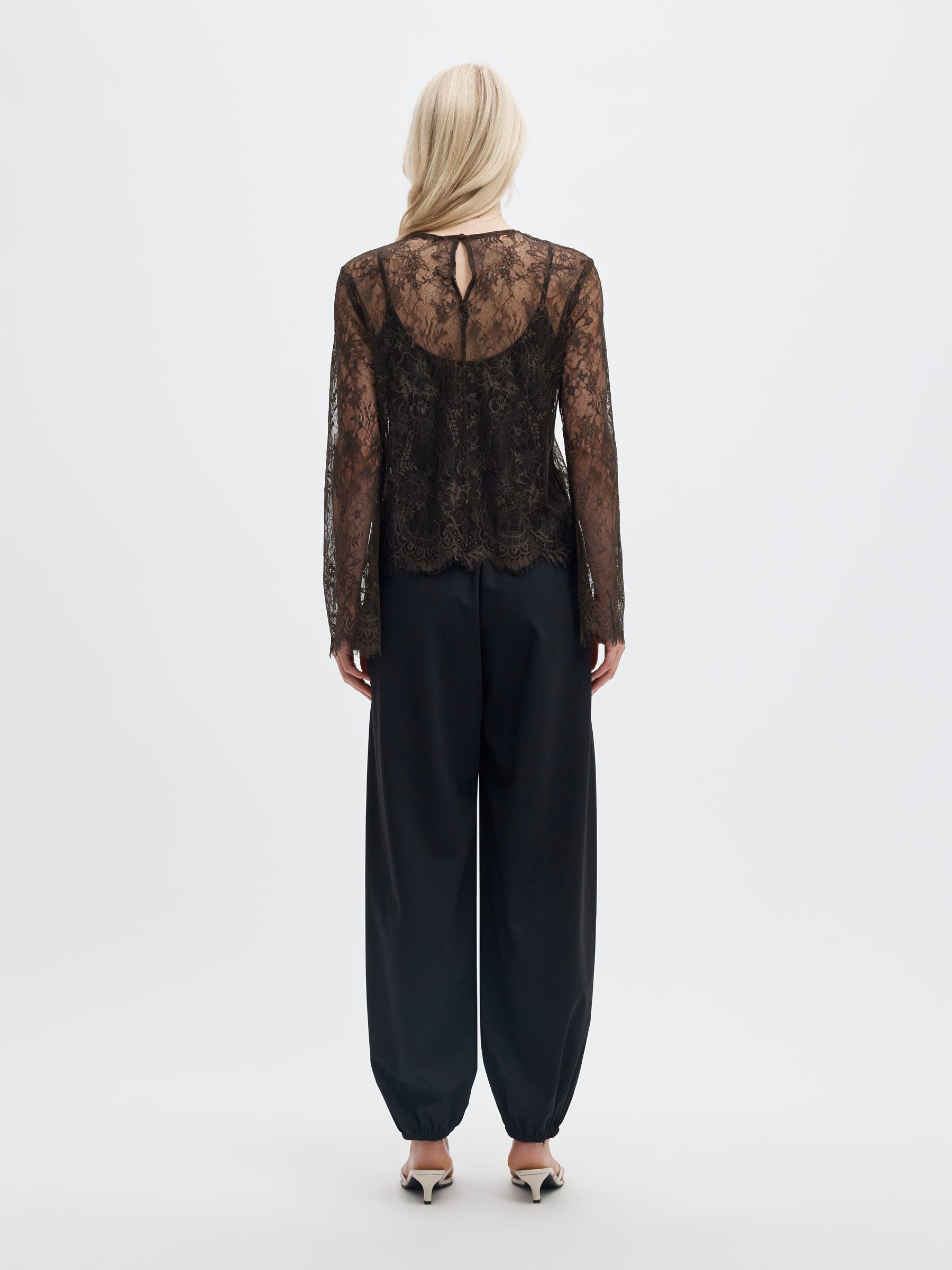 LACE TOP
