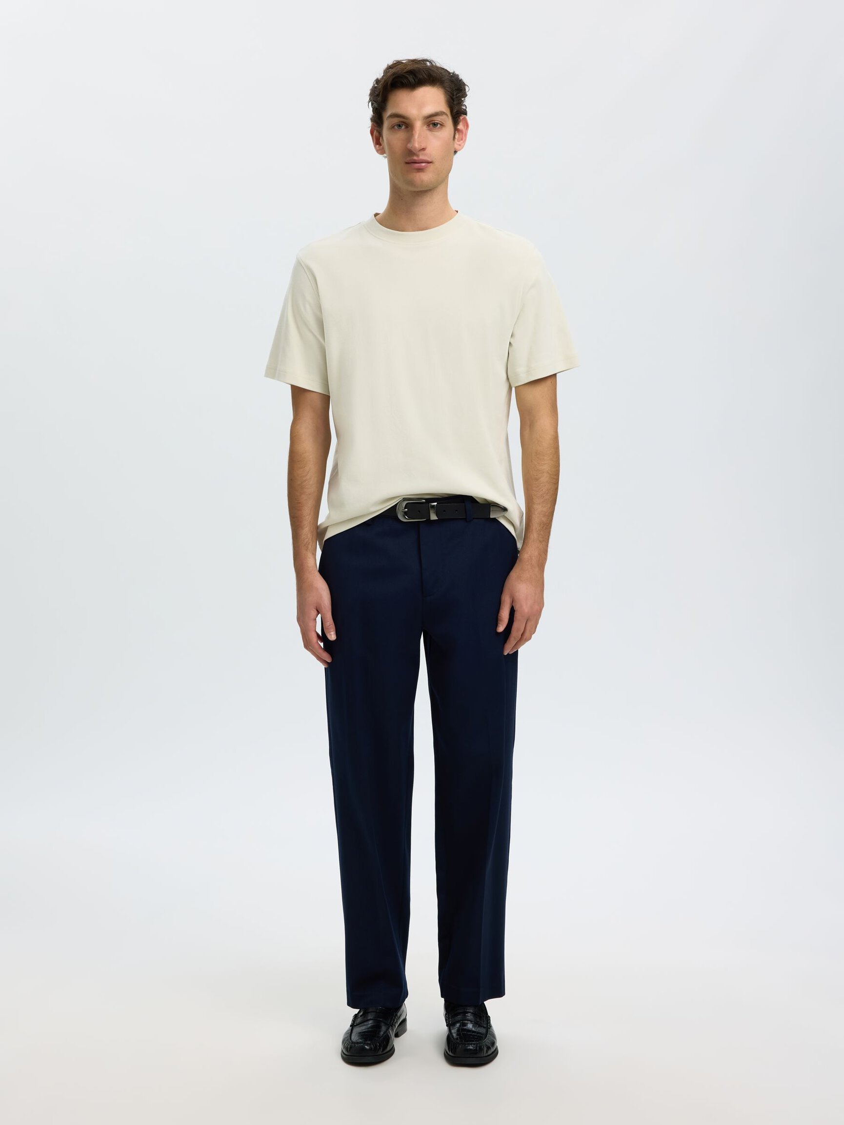 REGULAR FIT T-SHIRT