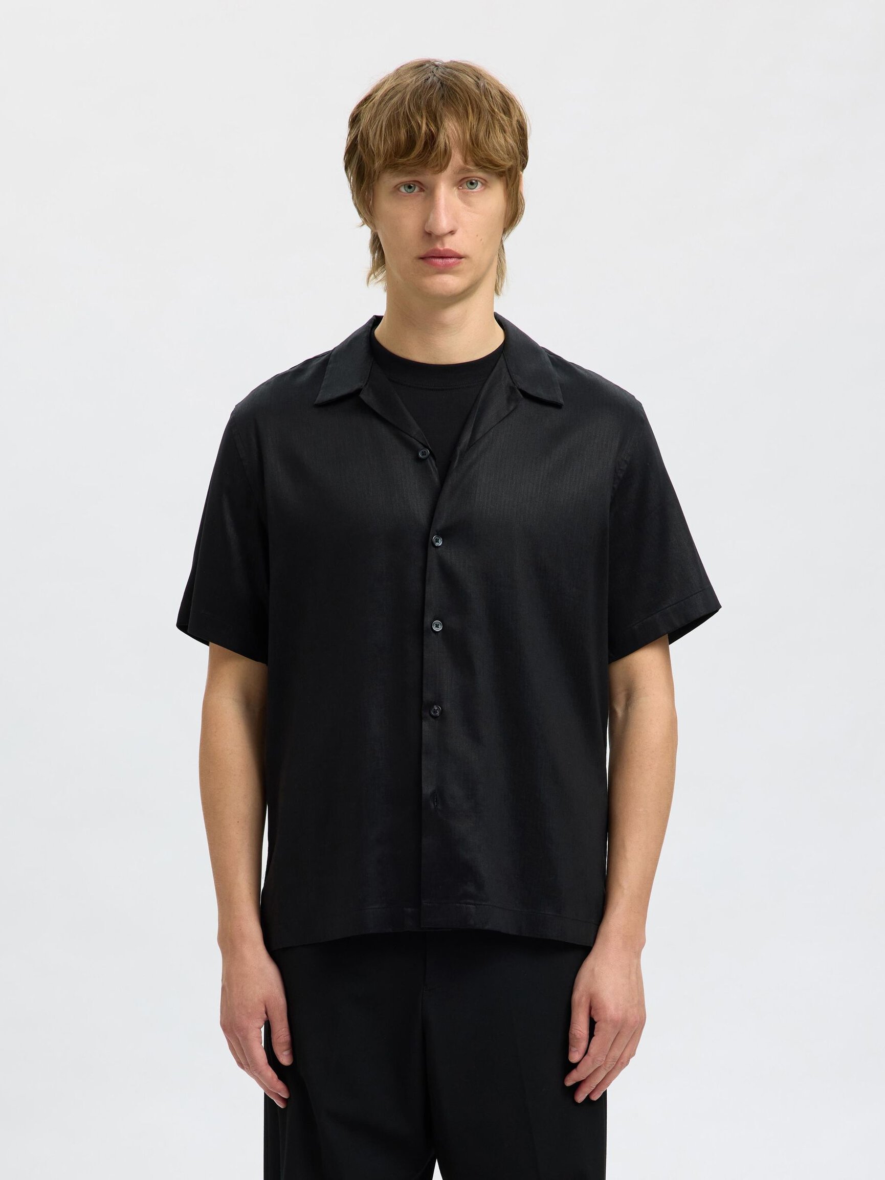 KOSZULA Z KRÓTKIM RĘKAWEM