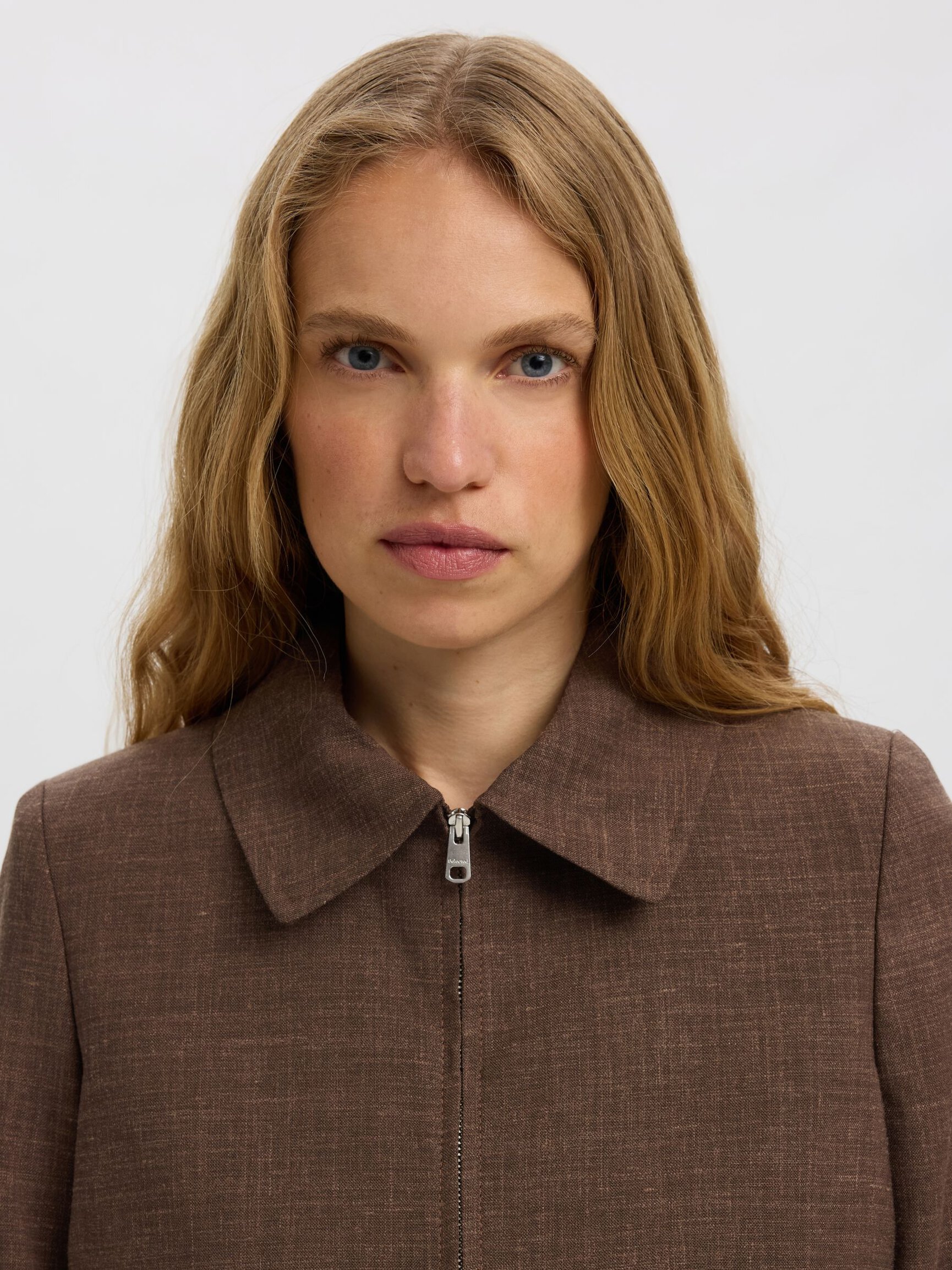TAILORED SHORT JACKET