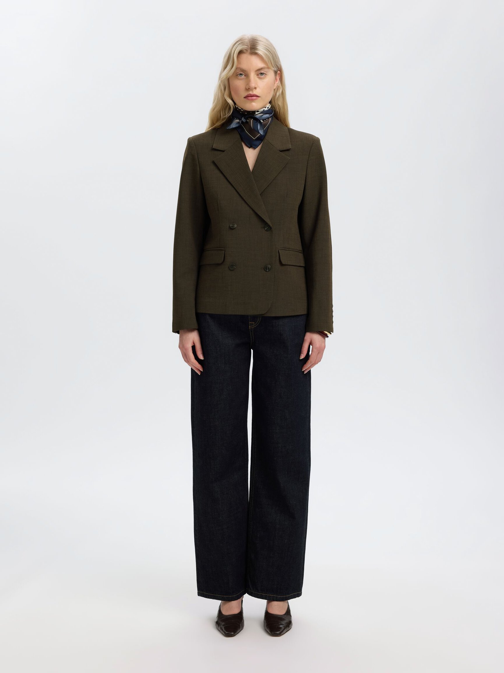 REGULAR FIT DOUBLE-BREASTED BLAZER