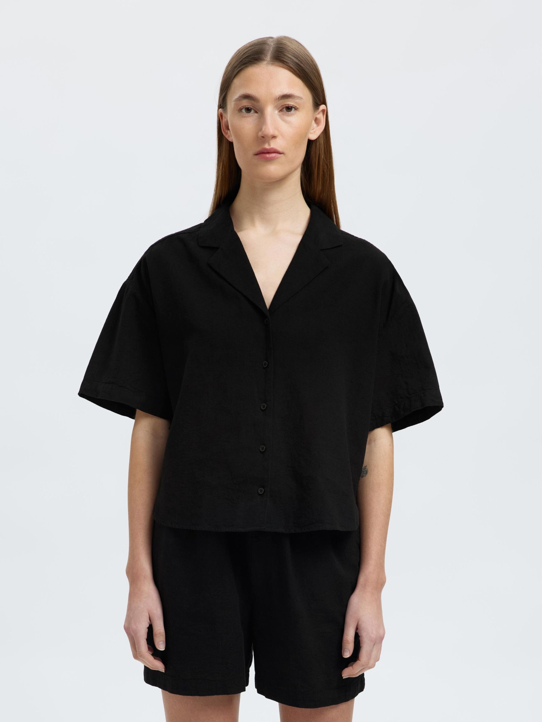 LINEN BLEND SHORT SLEEVED SHIRT