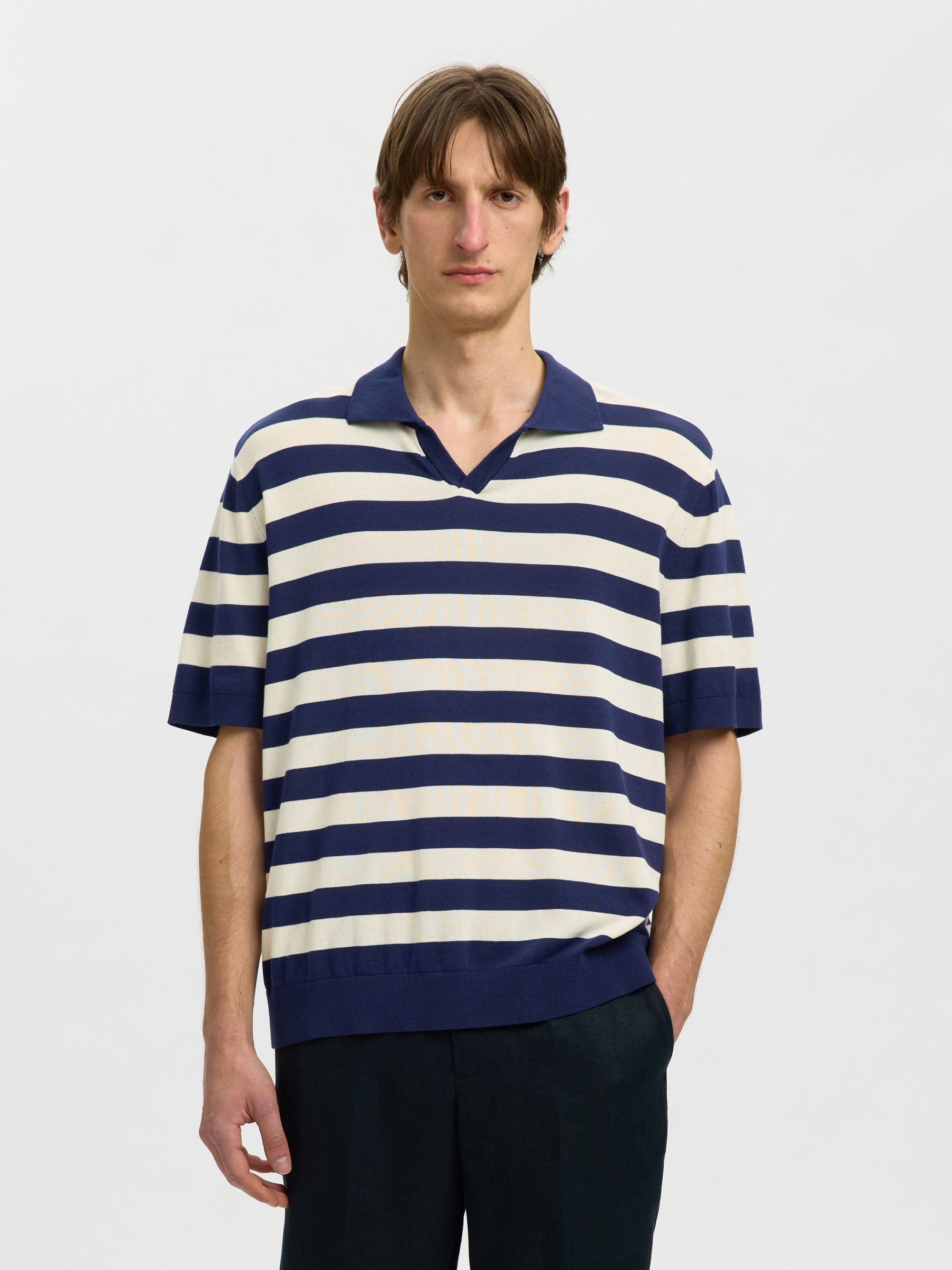 COUPE DÉCONTRACTÉE POLO