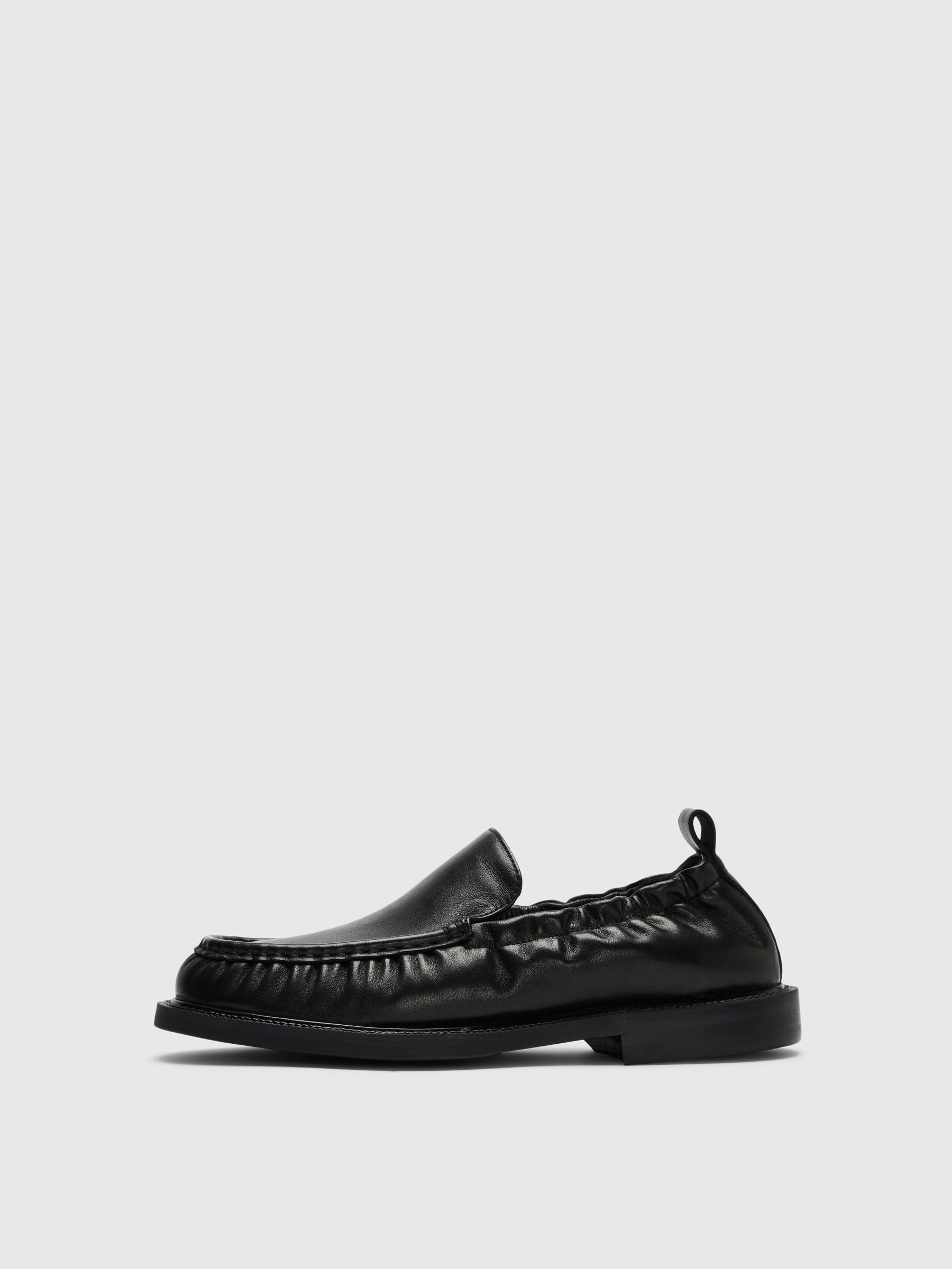 LEATHER  LOAFERS