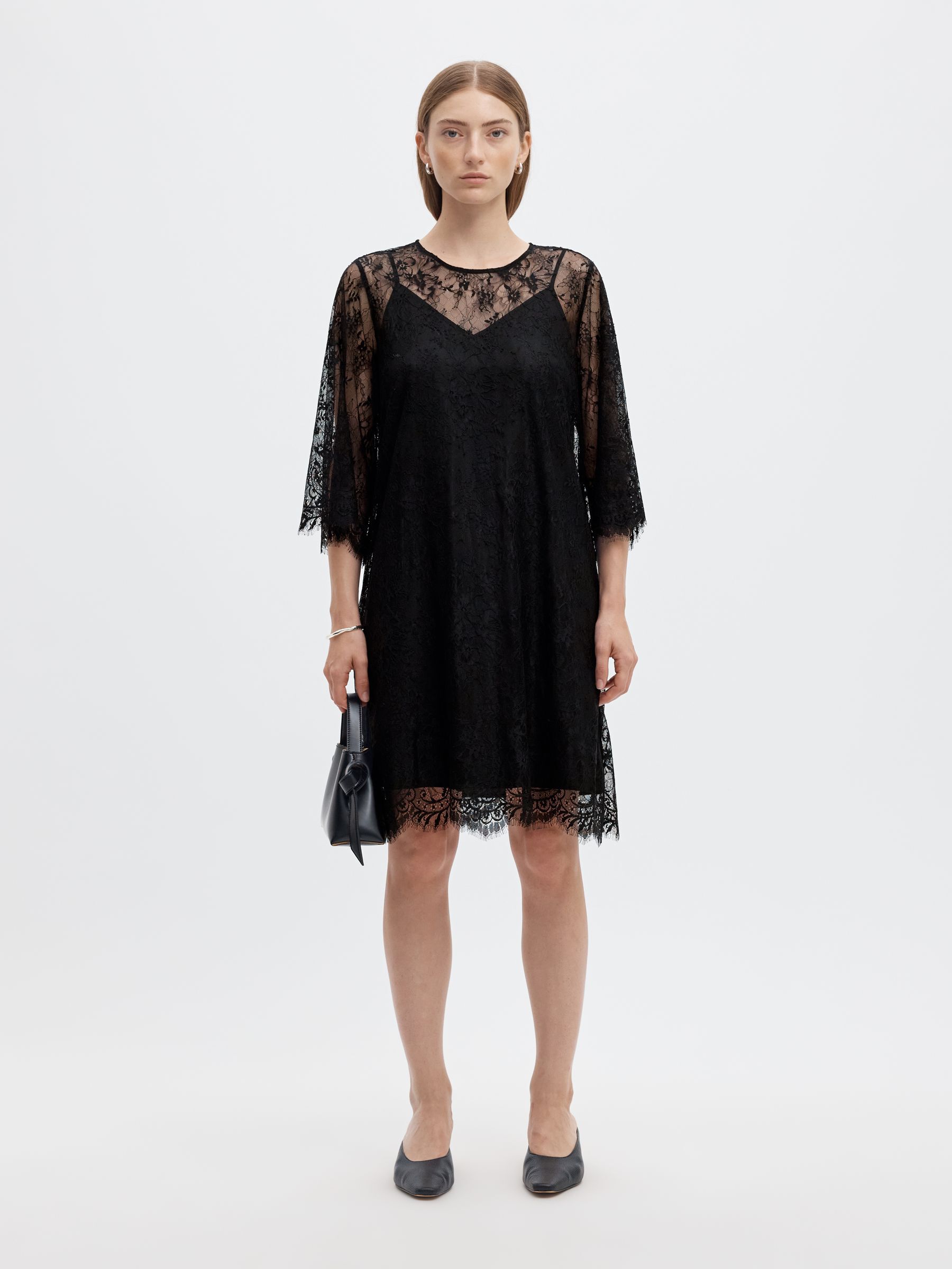 LACE MIDI DRESS