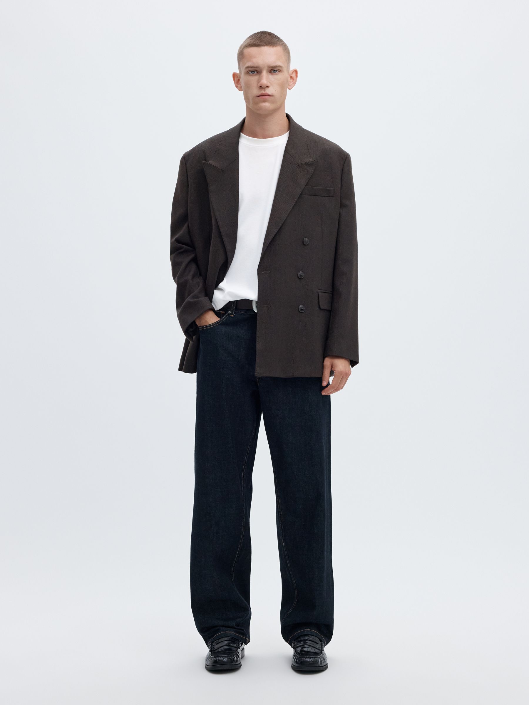LOOSE FIT T-SHIRT