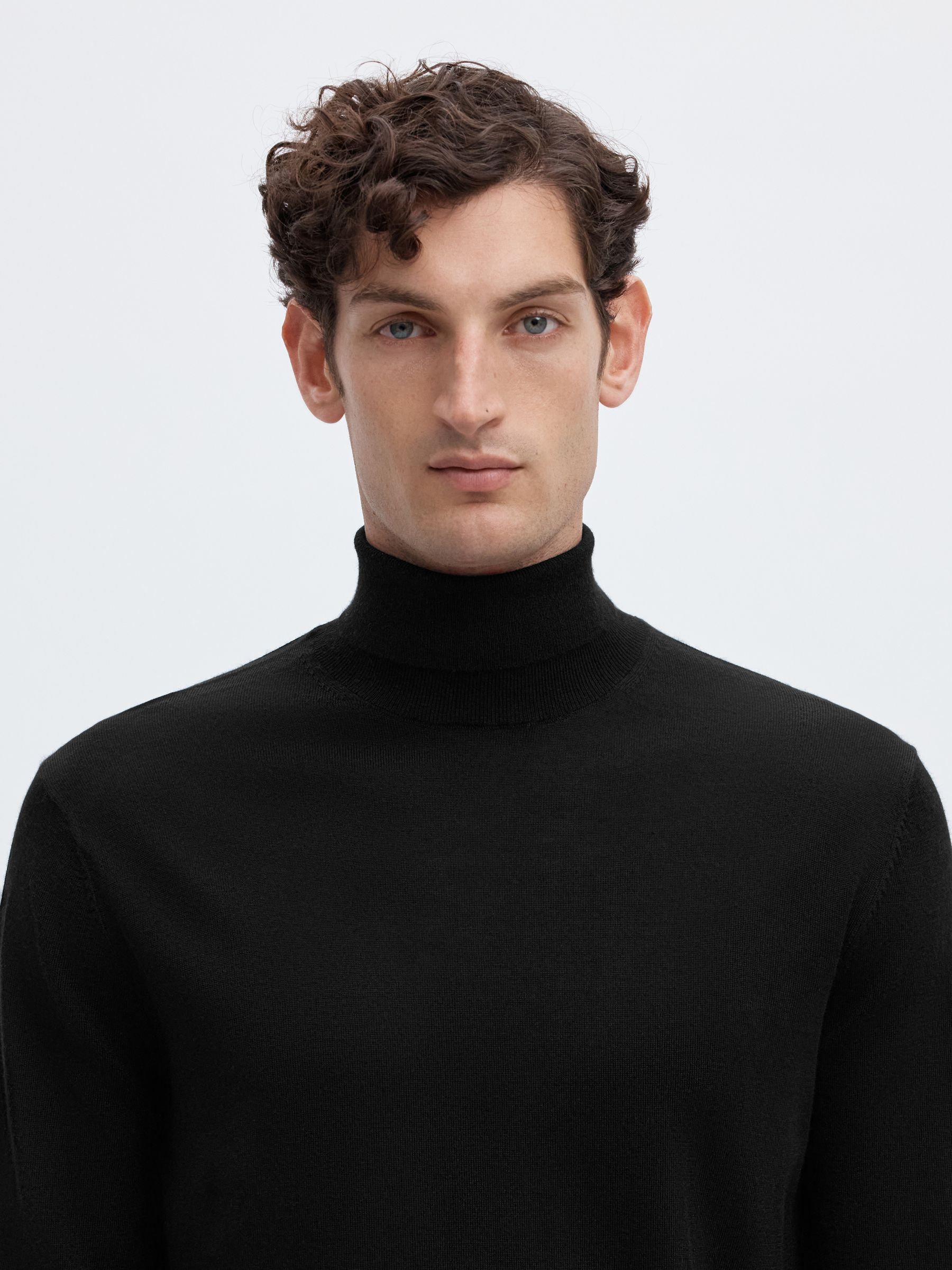 100% MERINO WOOL TURTLENECK