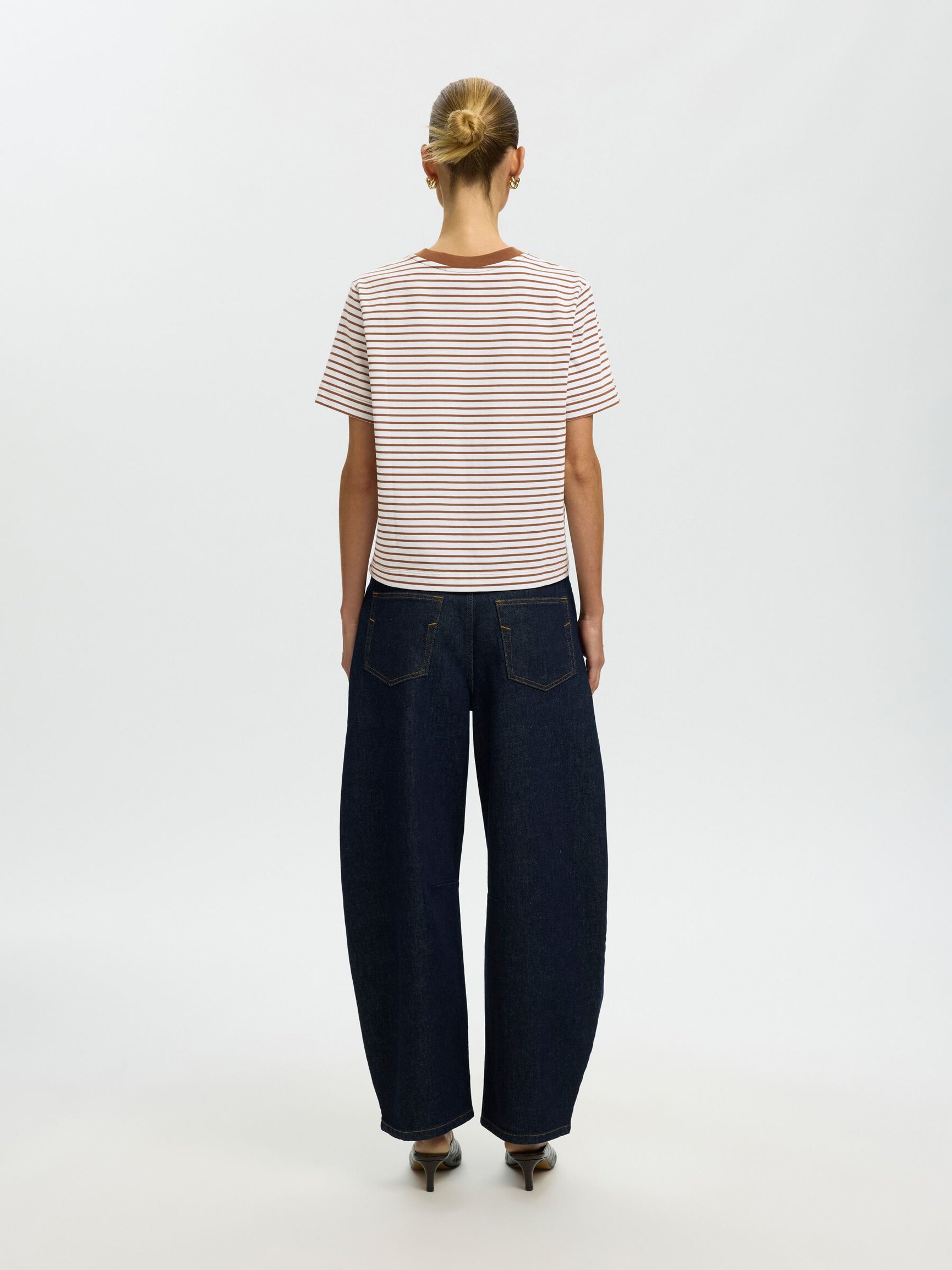 STRIPED BOXY FIT T-SHIRT
