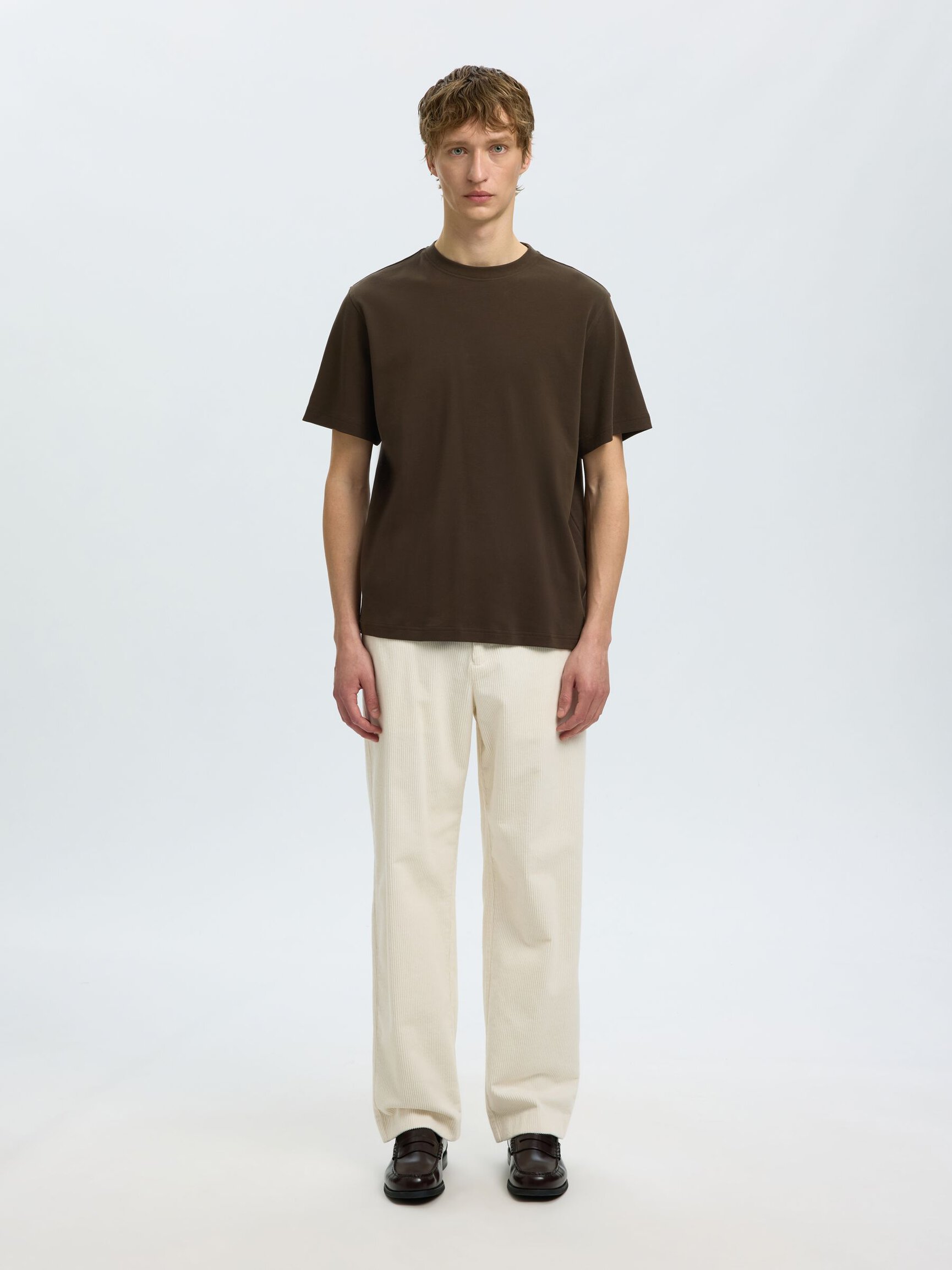 REGULAR FIT T-SHIRT
