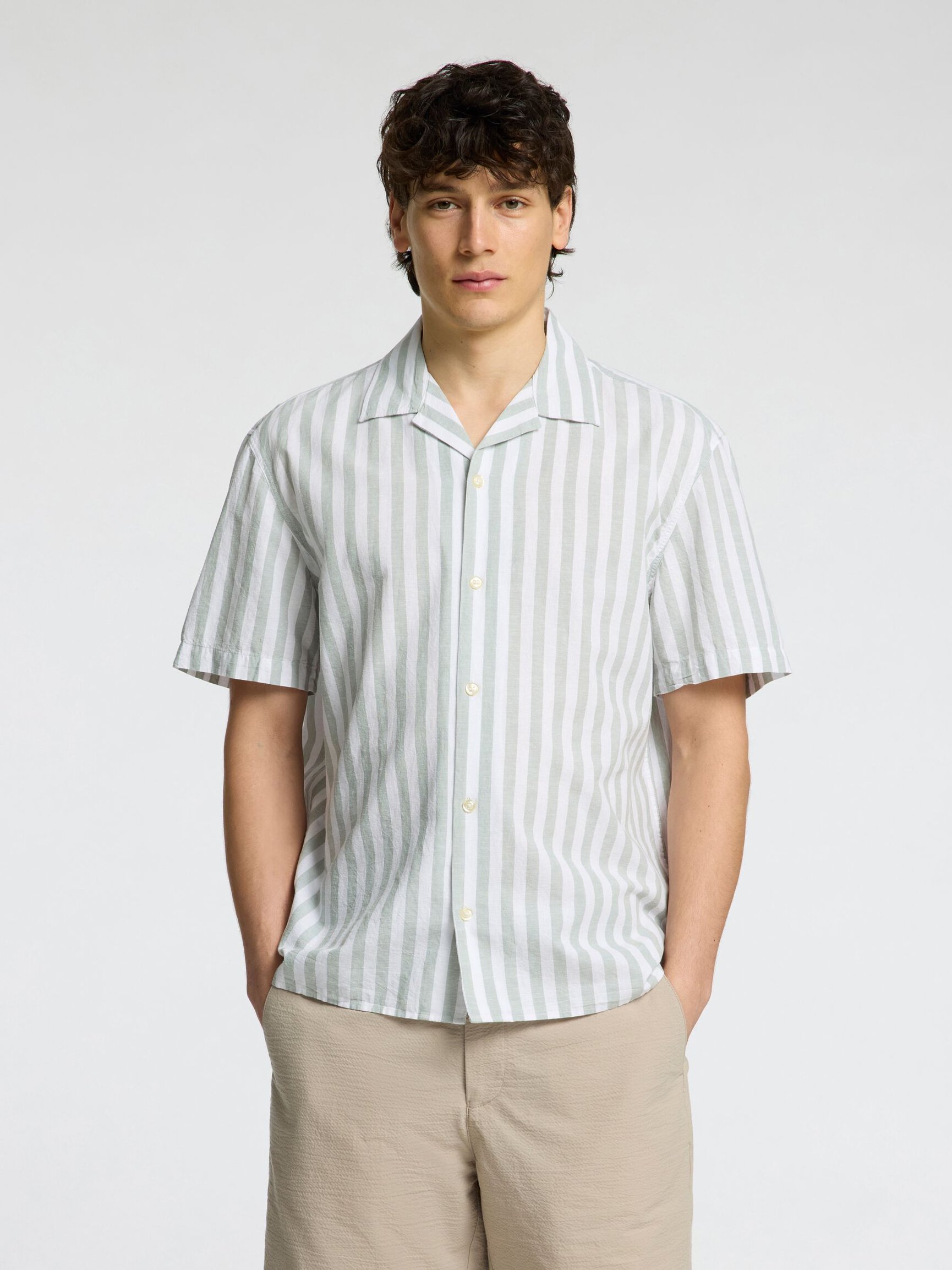 KOSZULA Z KRÓTKIM RĘKAWEM