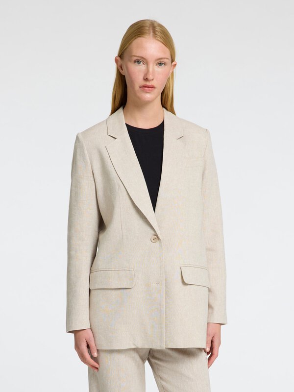 Relaxed Fit Single-Breasted Blazer