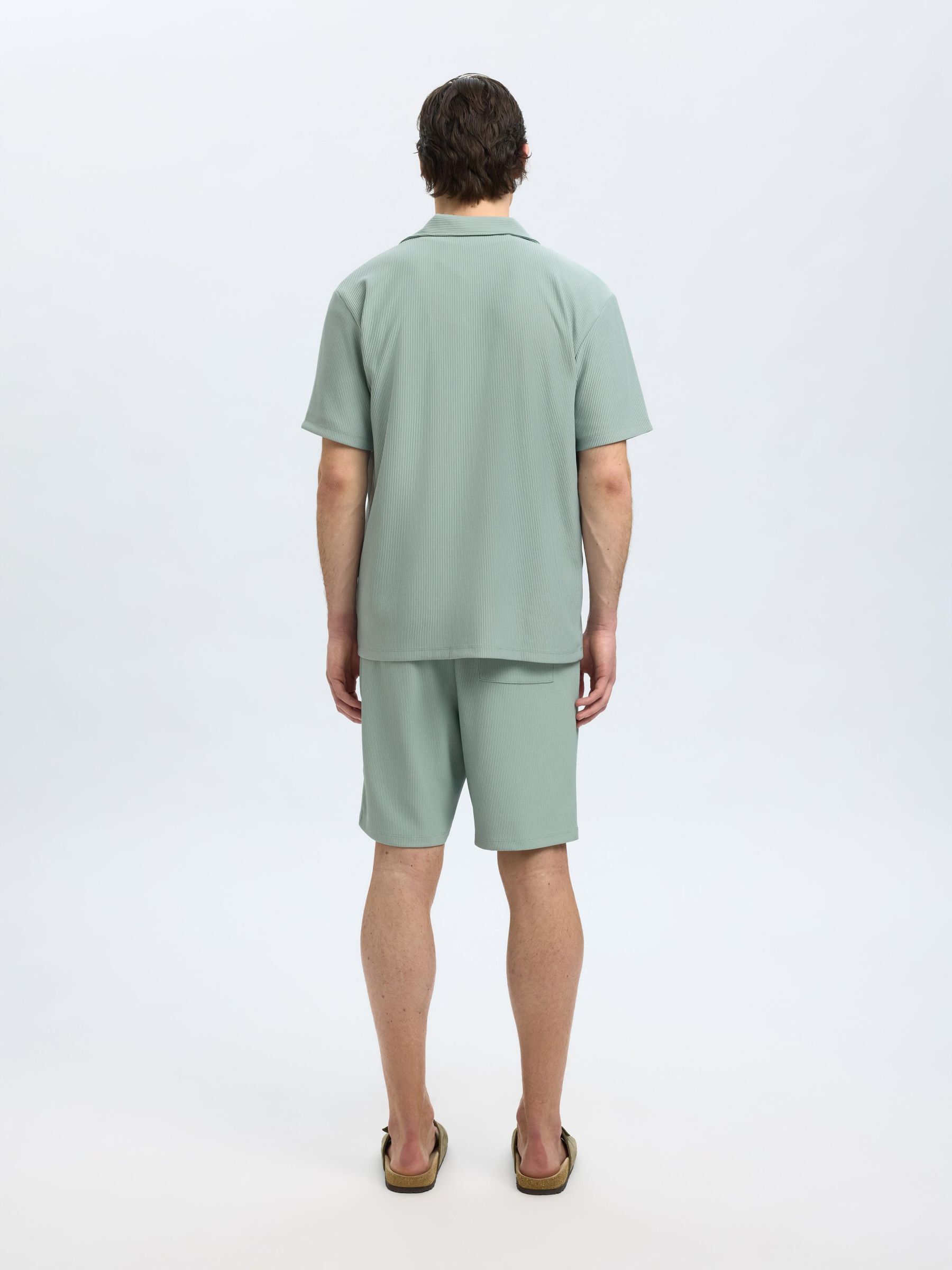 CAMICIA A MANICHE CORTE