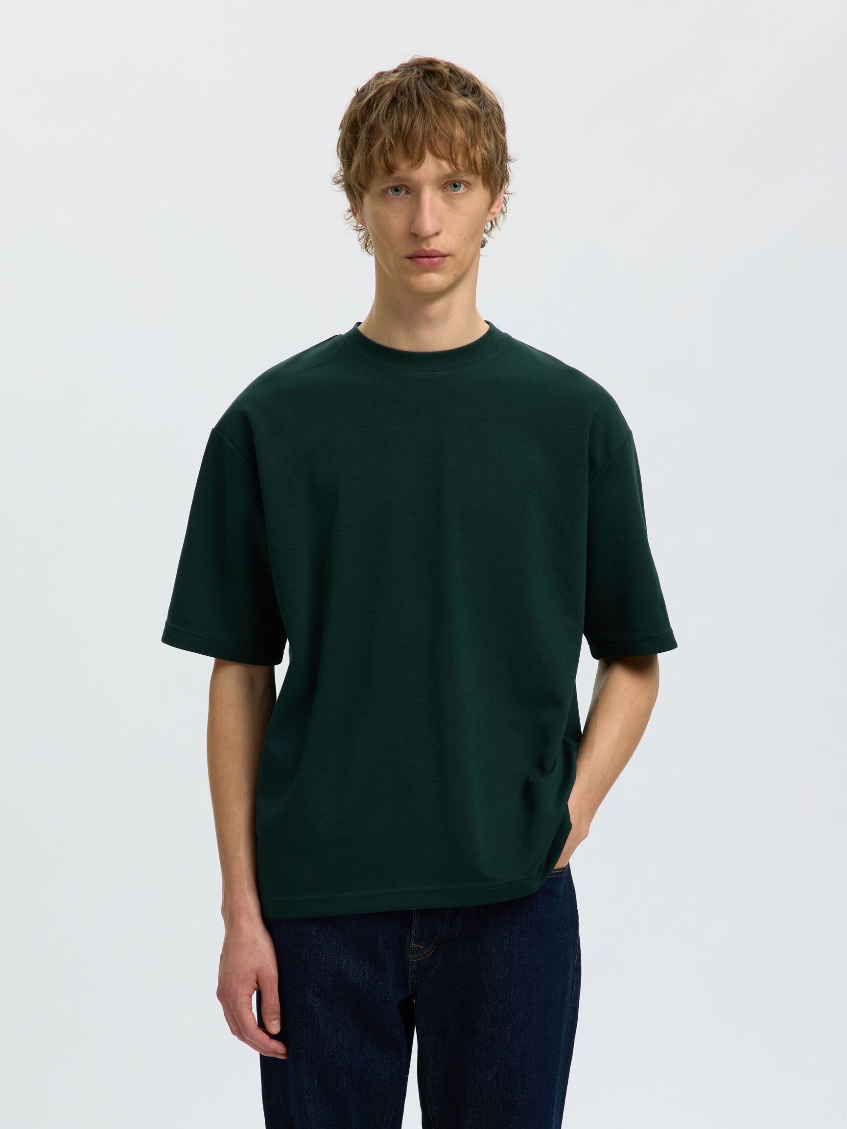 LOOSE FIT T-SHIRT