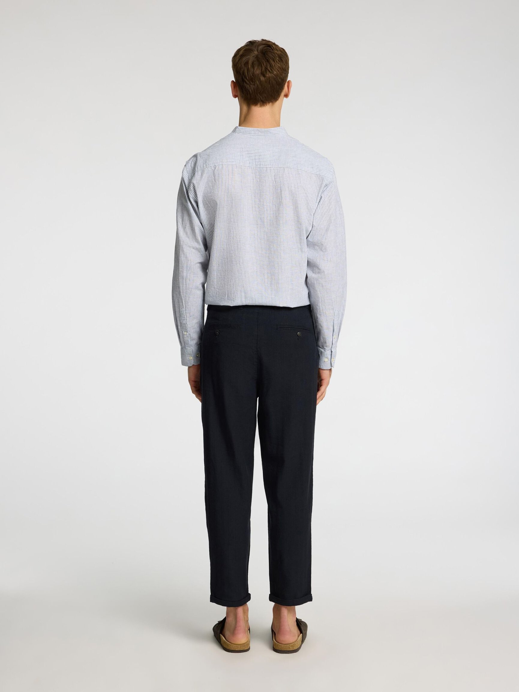 CROPPED RELAXED FIT TROUSERS