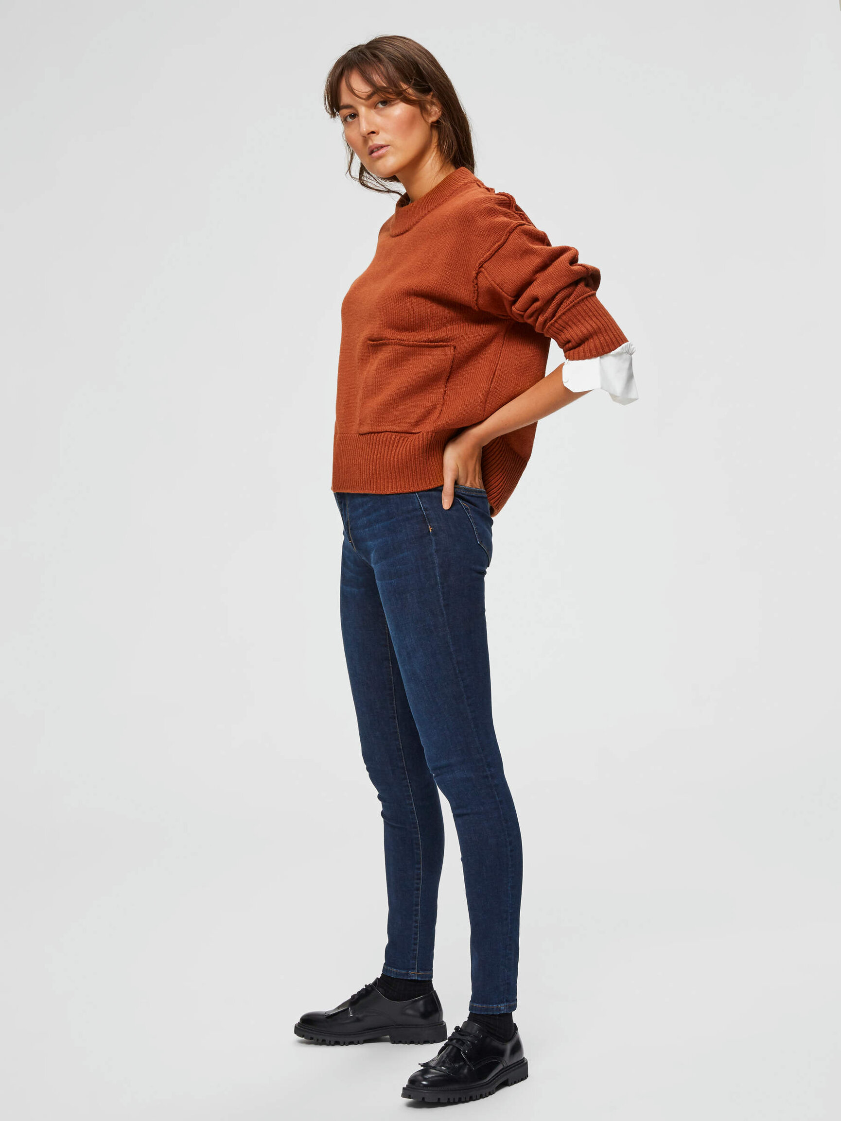 MID WAIST SKINNY JEANS
