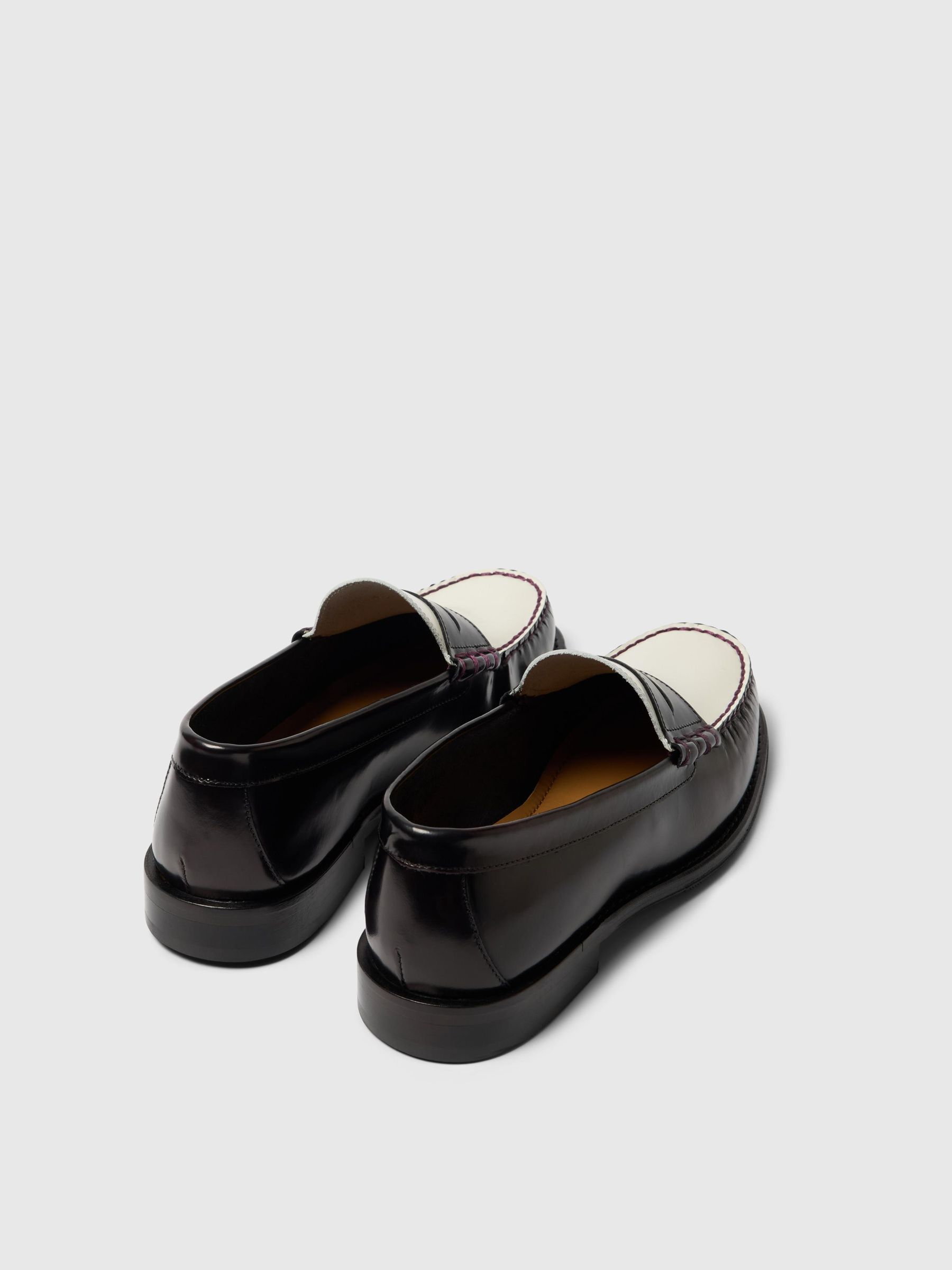 LEATHER LOAFERS