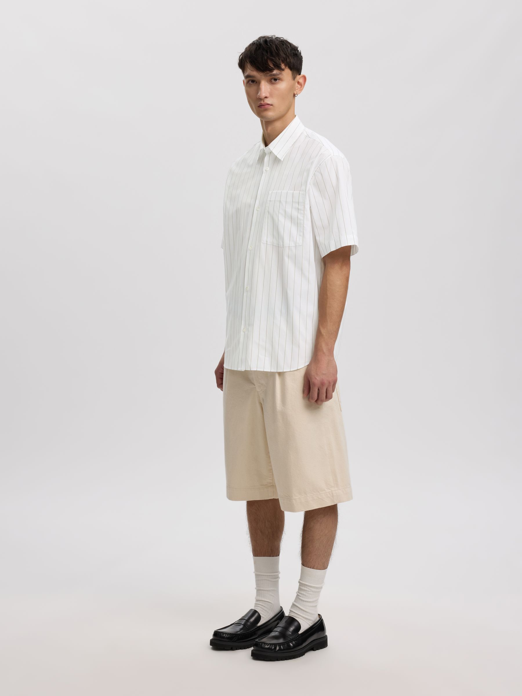 STRIPED SHORT SLEEVED SHIRT