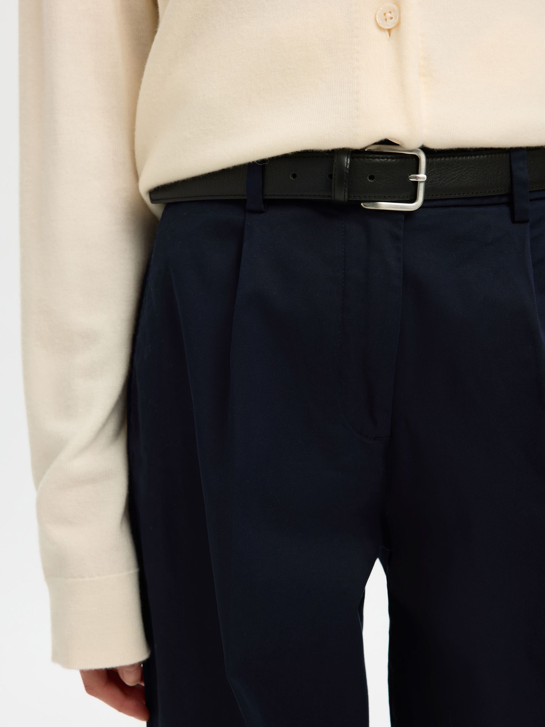 COTTON BLEND BARREL FIT TROUSERS