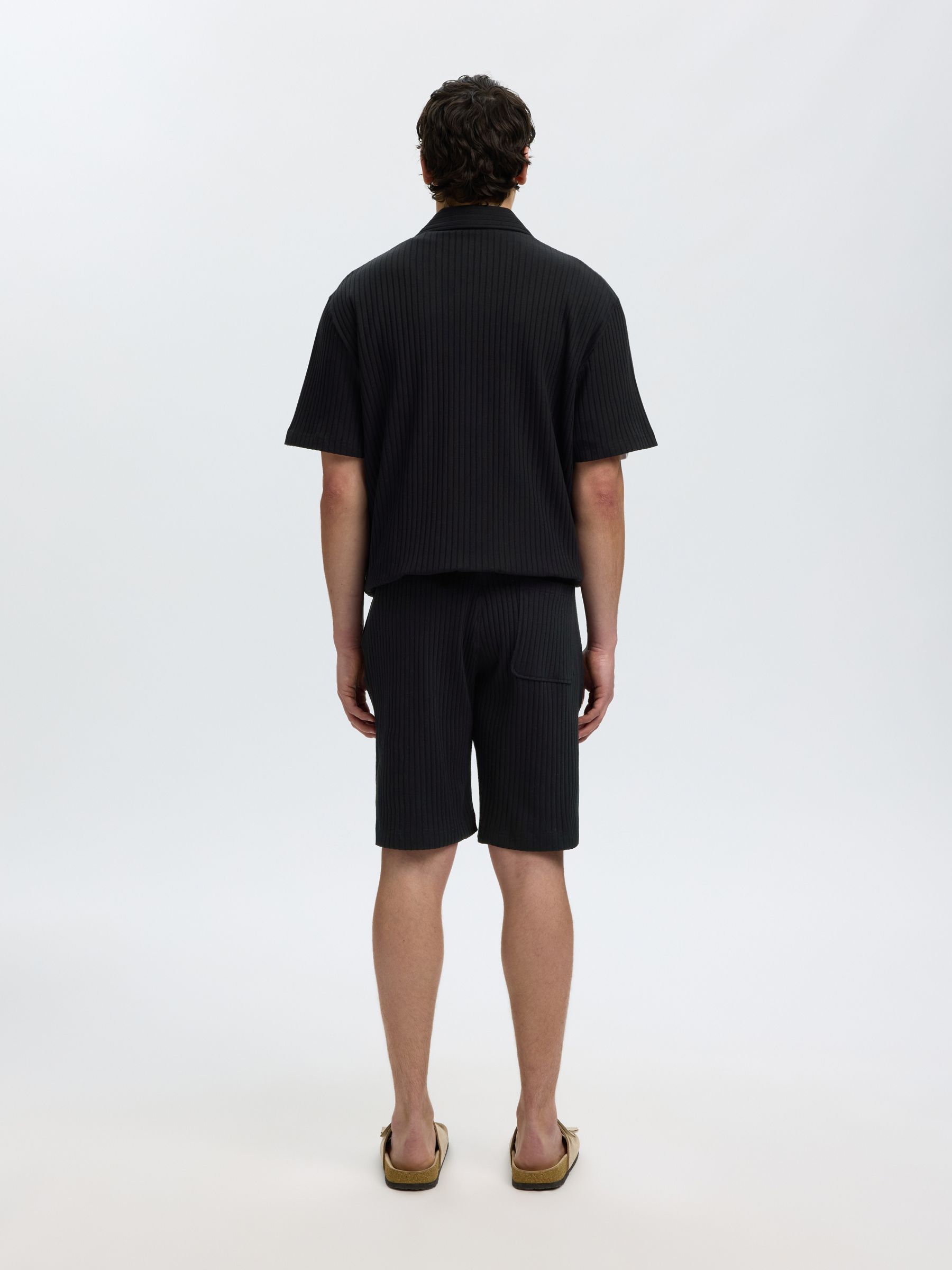 RELAXED FIT GERIBBELD SHORTS