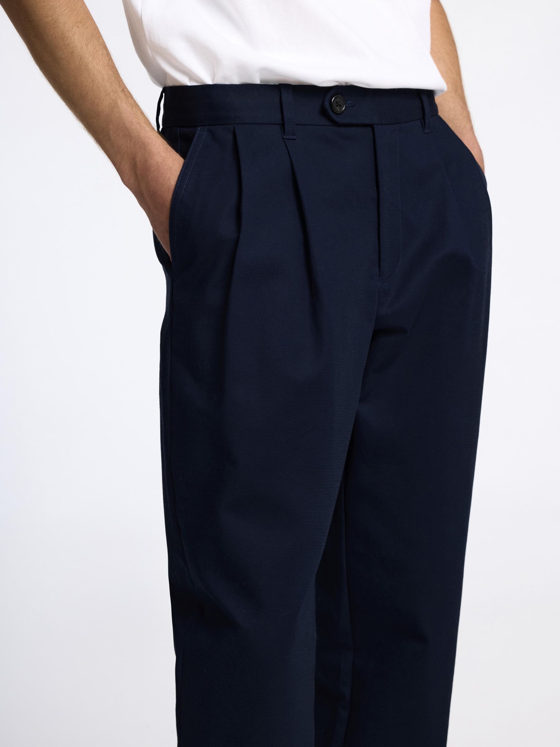 190 REGULAR TAPERED FIT BUKSER