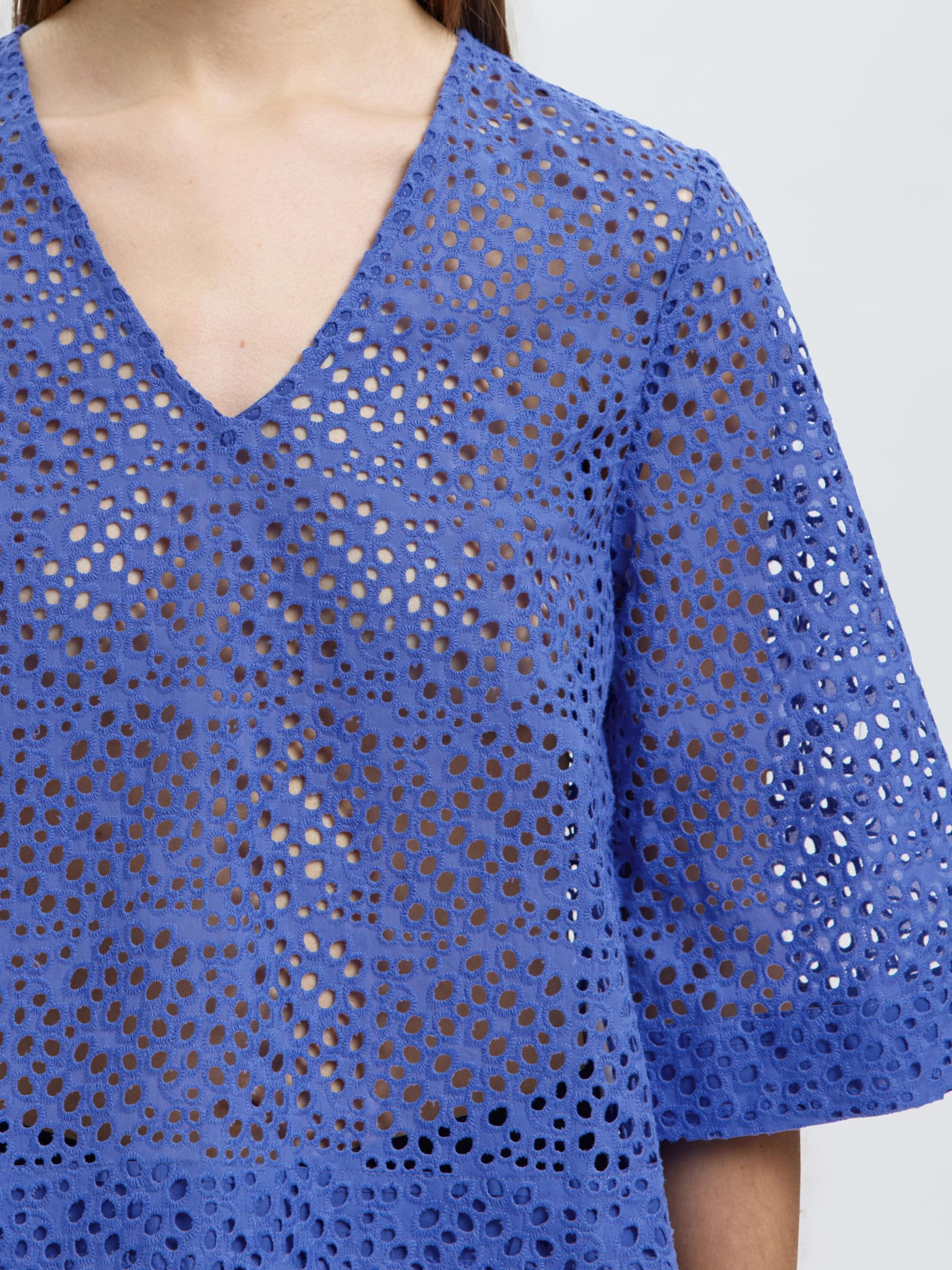 BRODERIE ANGLAISE CROPPED TOP