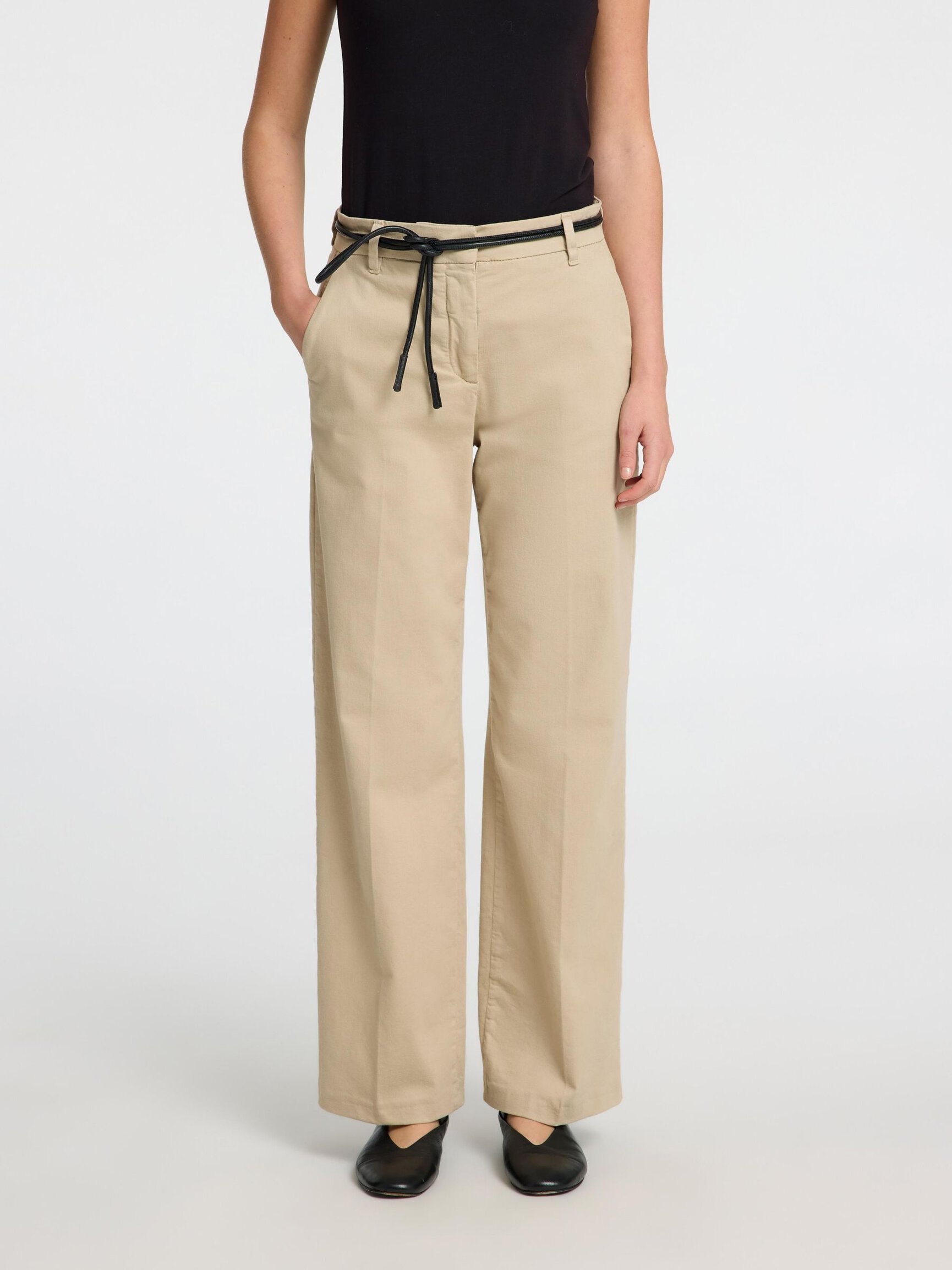 WIDE FIT CHINOS