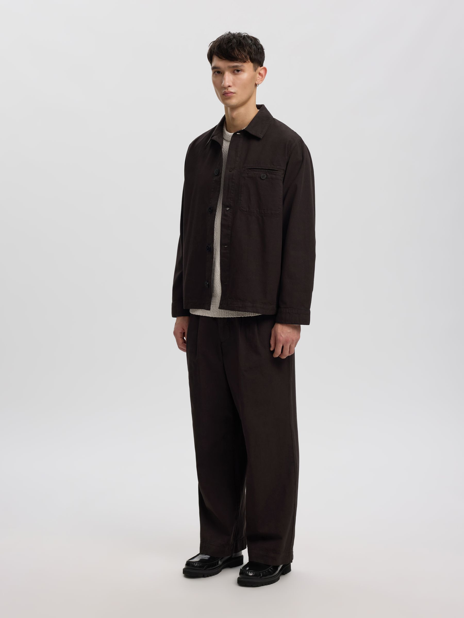 PLEATED LOOSE-FIT TROUSERS