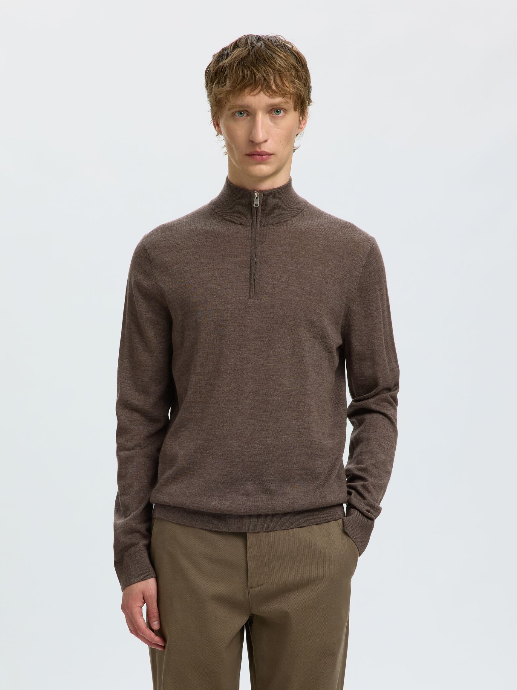 100% MERINO WOOL HALF-ZIP JUMPER