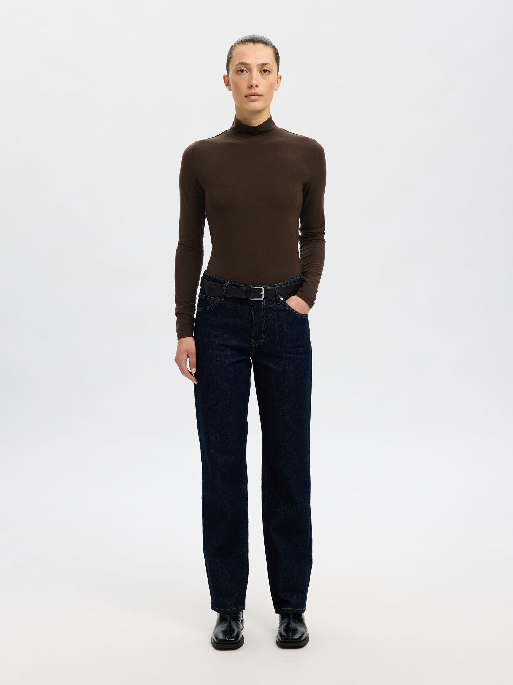 BASIC HOGE HALS TOP MET LANGE MOUWEN