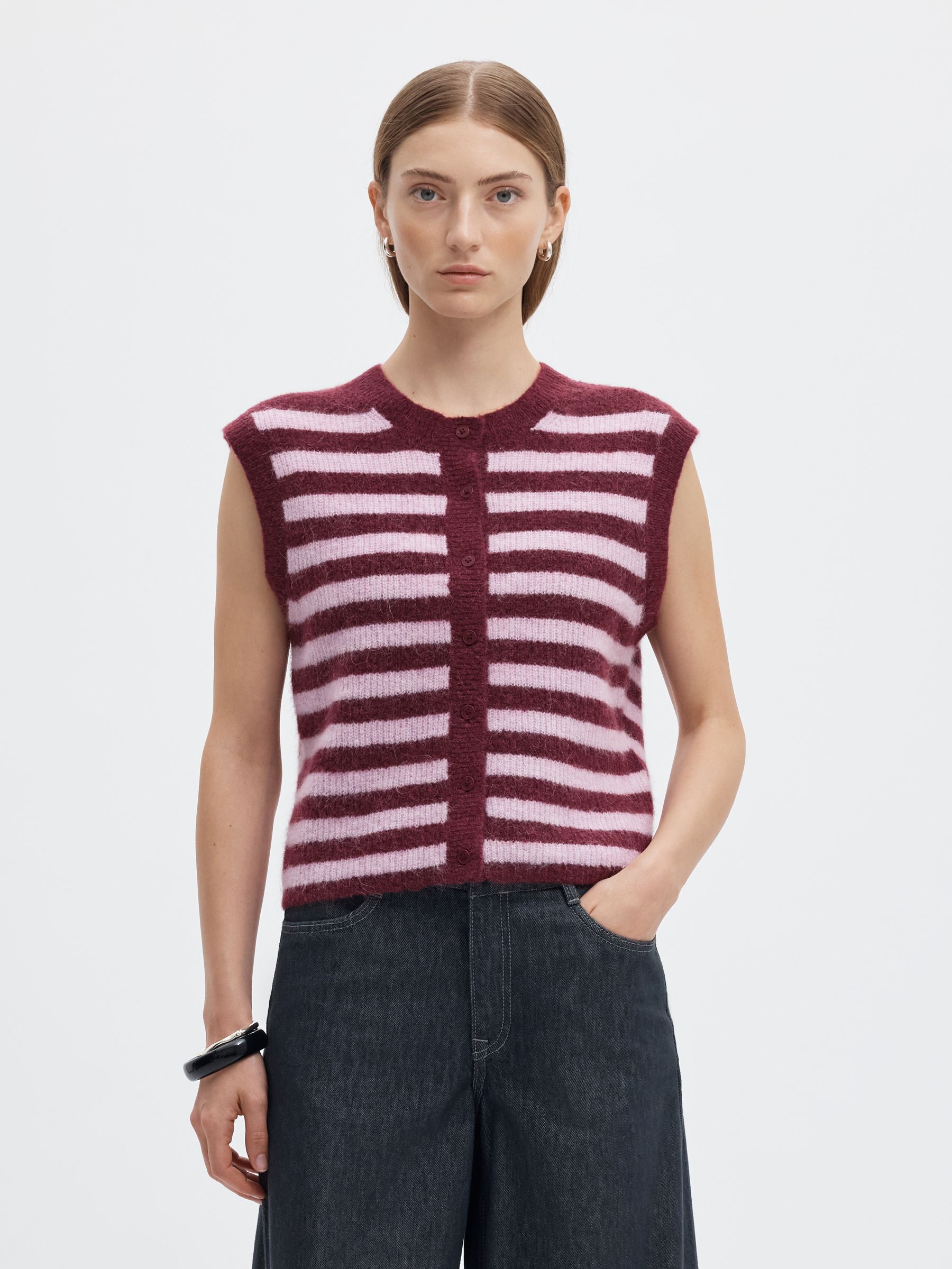 WOOL BLEND  KNITTED VEST