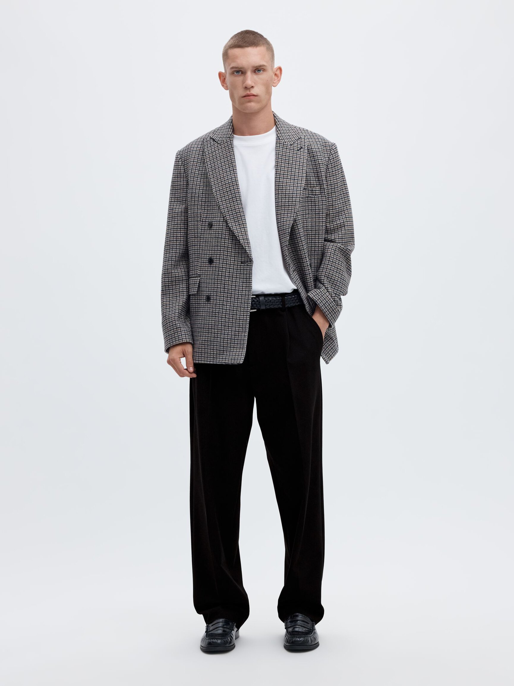 220 LOOSE FIT TROUSERS