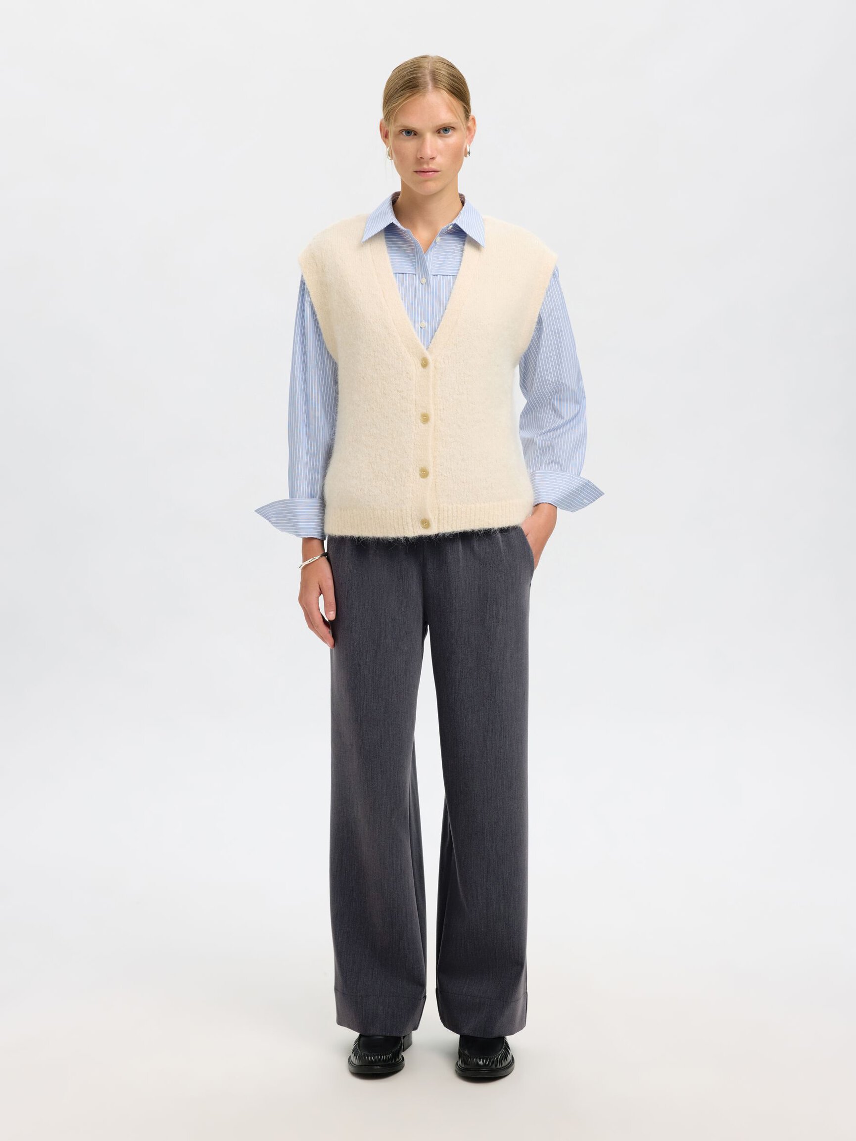 MID WAIST WIDE-LEG TROUSERS