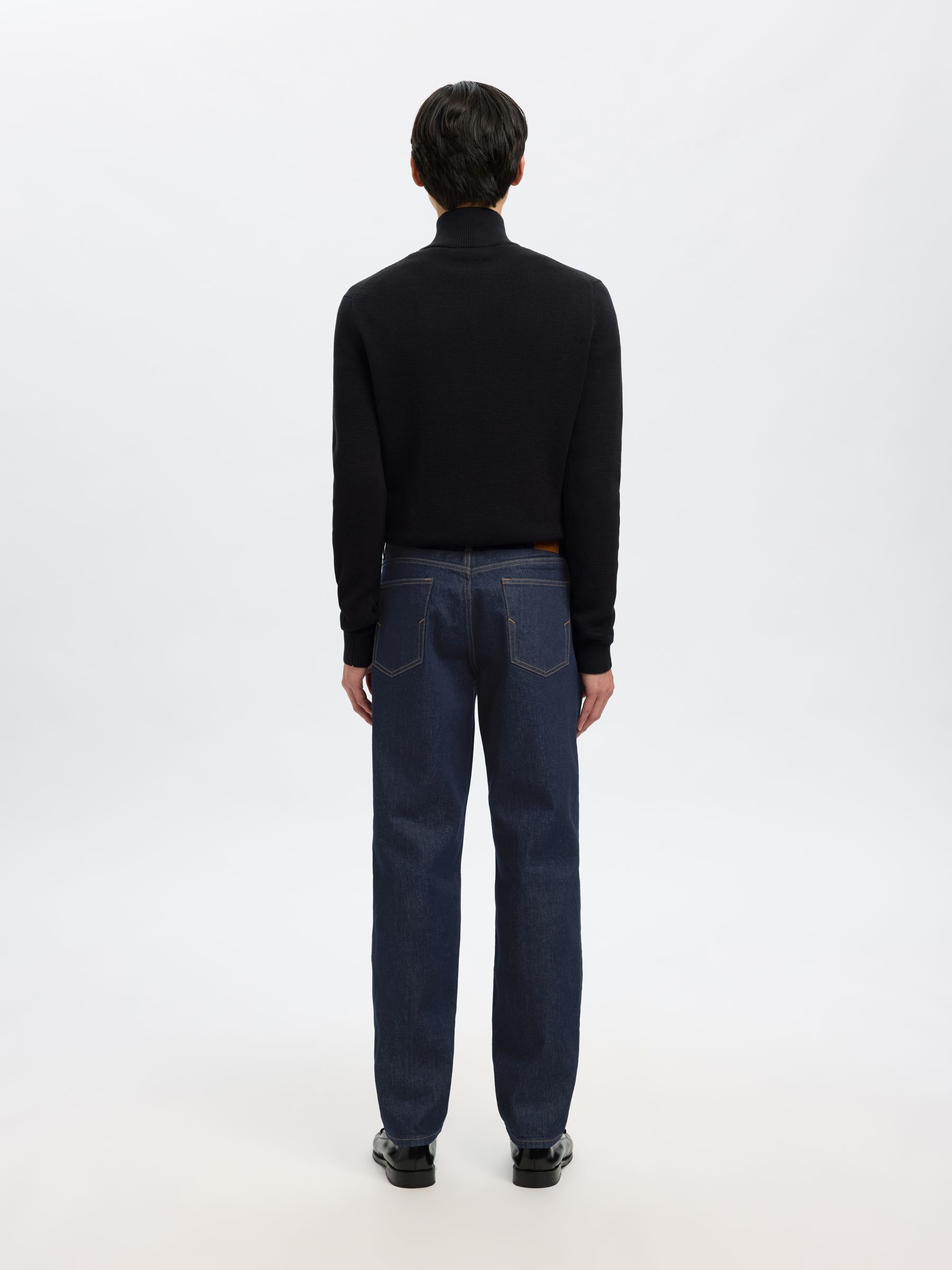 190 TAPERED FIT JEANS