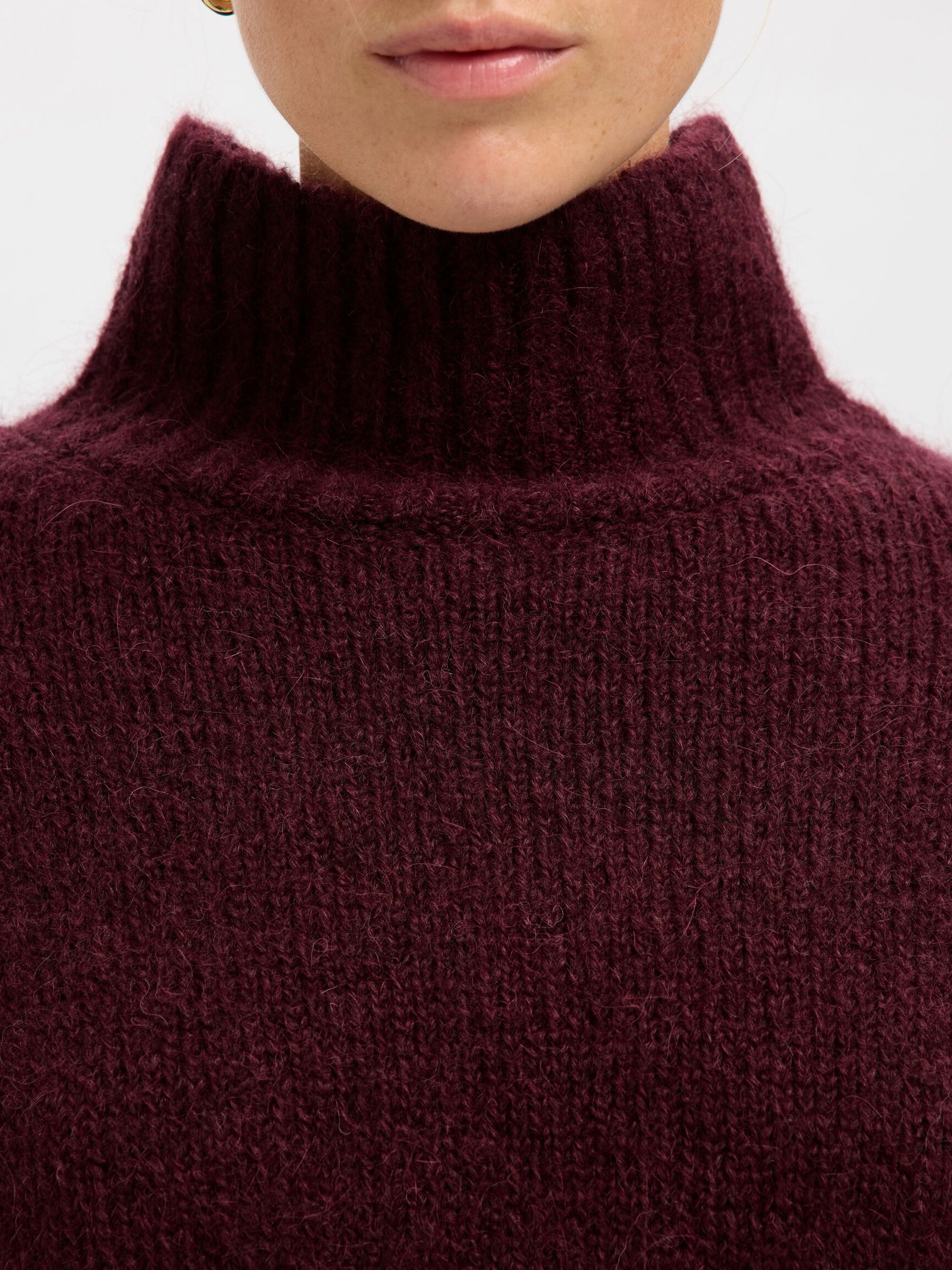 WOOL BLEND HIGH-NECK JUMPER