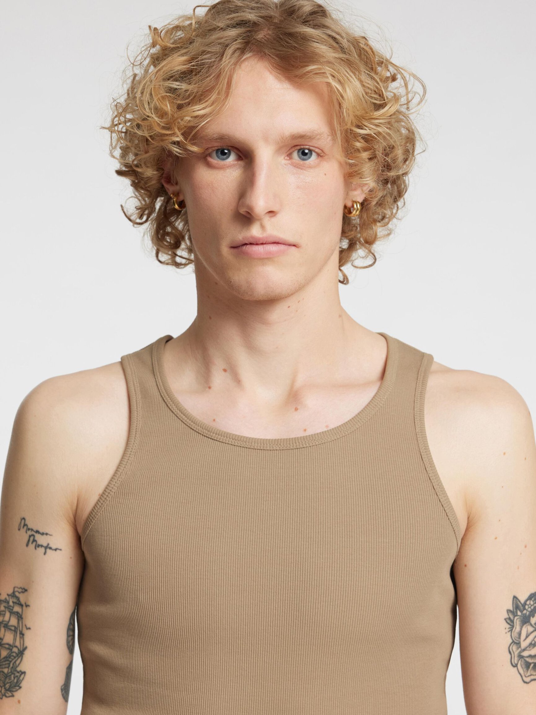 REGULAR FIT TANK TOP